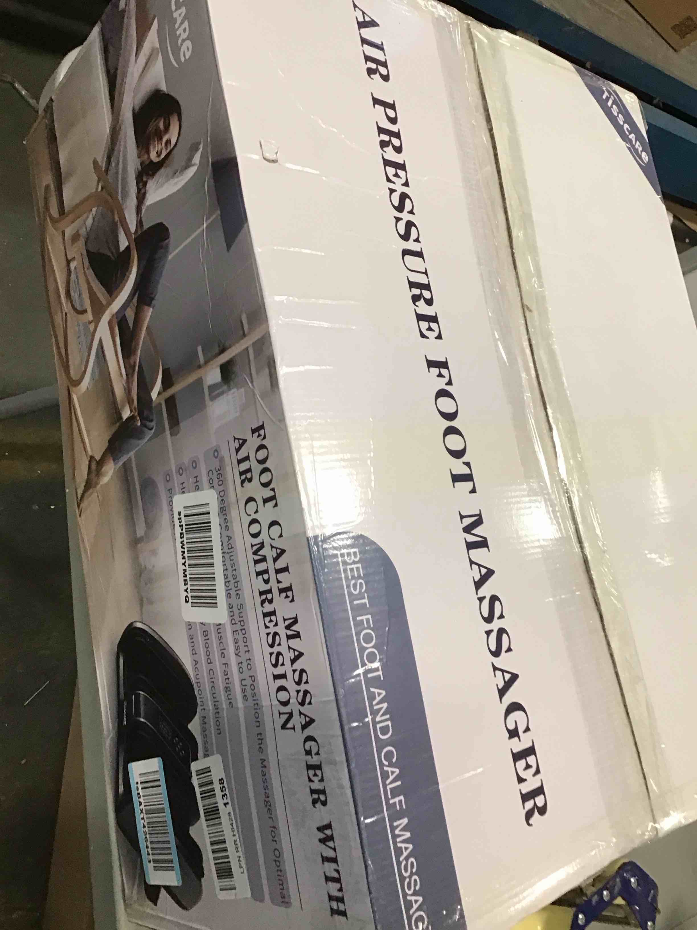 https://s3.amazonaws.com/lotting-images-prod/bidfta/BLU6008000_1707944133483.jpeg