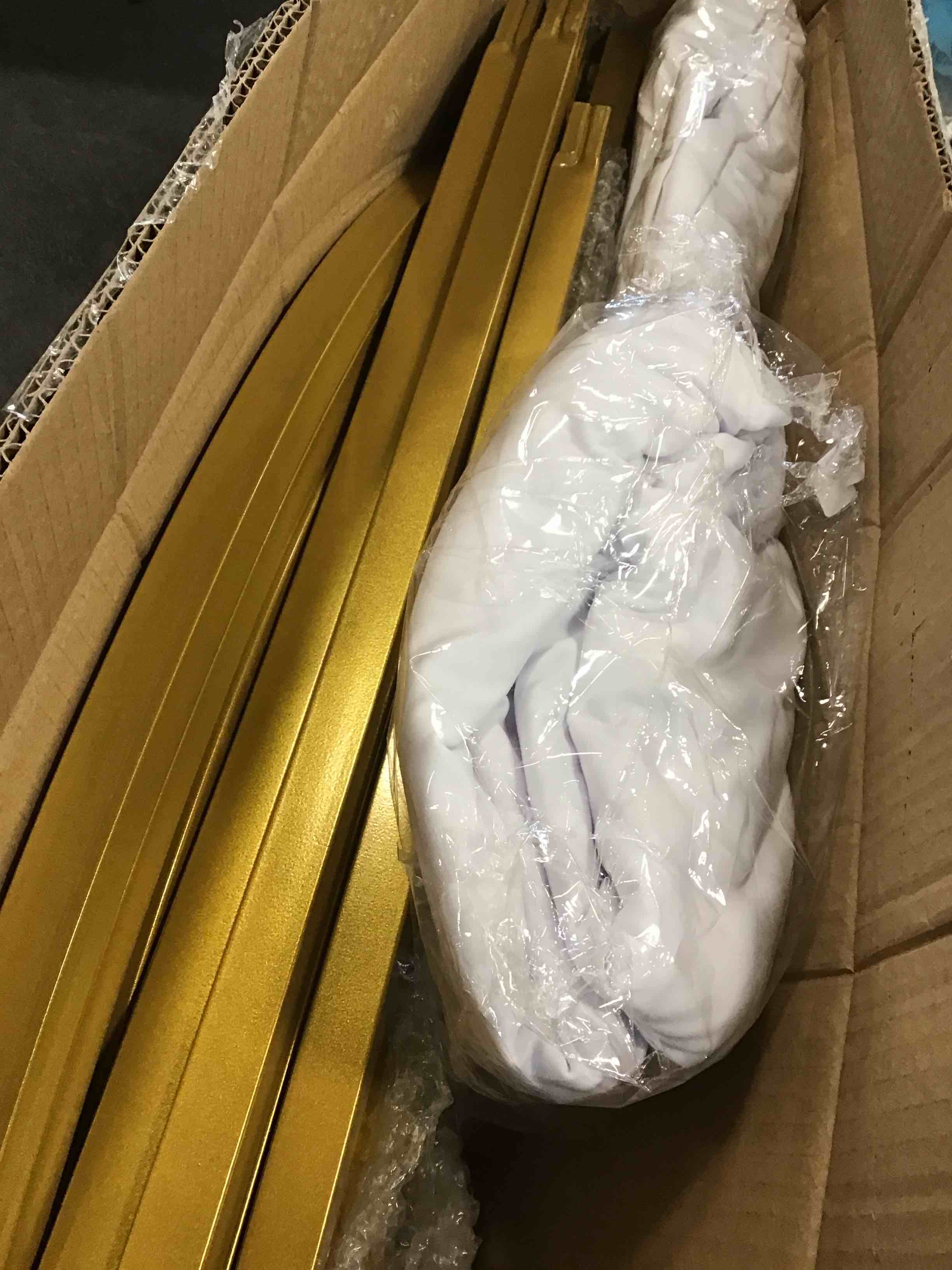 https://s3.amazonaws.com/lotting-images-prod/bidfta/BLU6008073_1708007400199.jpeg