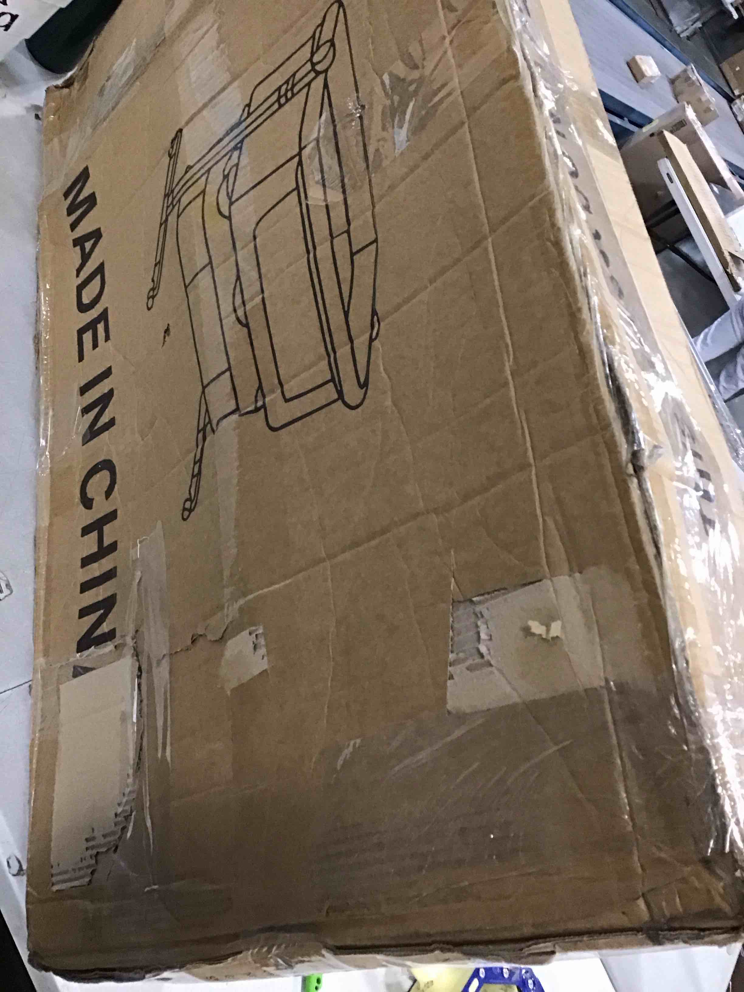 https://s3.amazonaws.com/lotting-images-prod/bidfta/BLU6009065_1708519189703.jpeg
