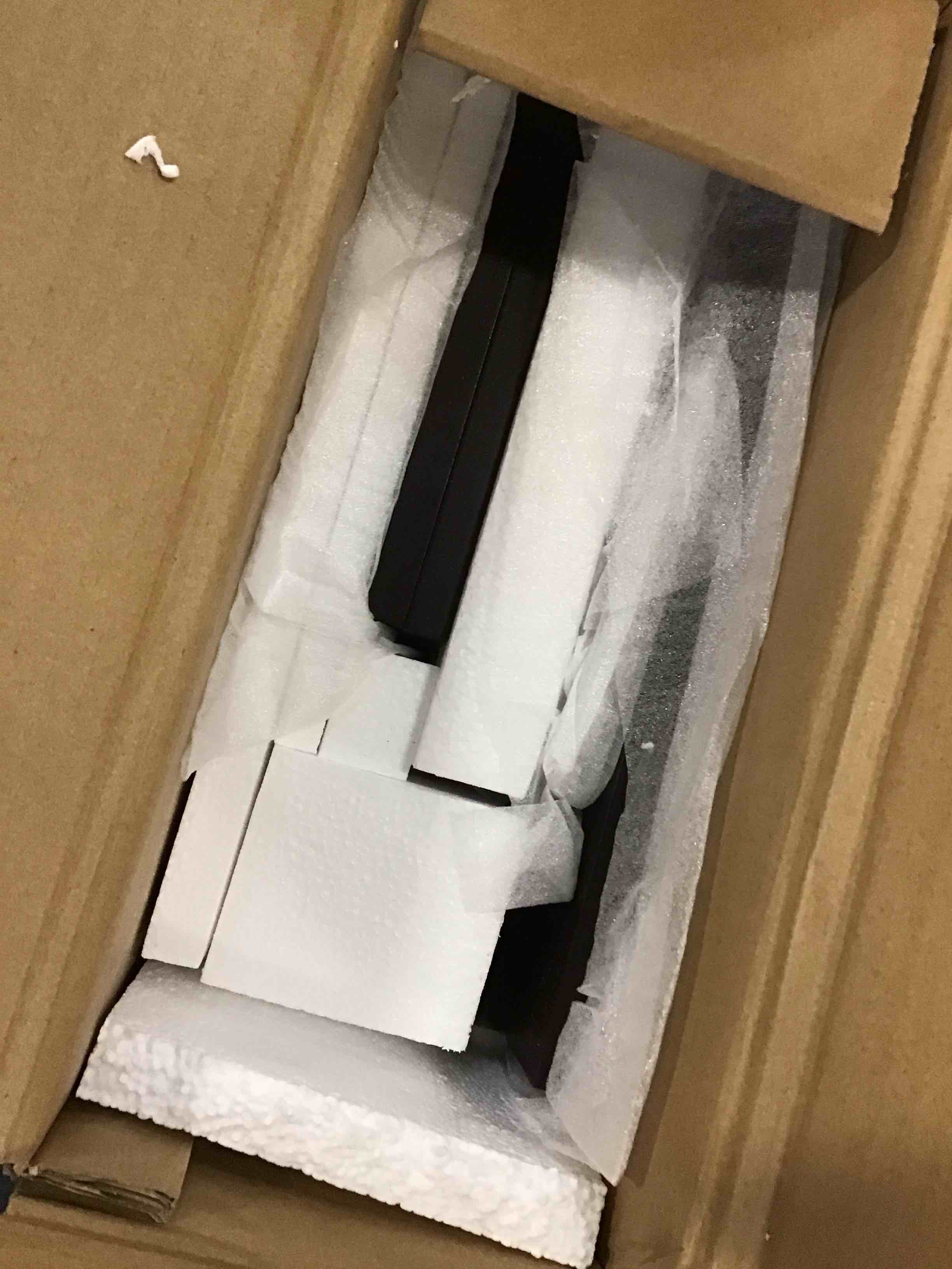 https://s3.amazonaws.com/lotting-images-prod/bidfta/BLU6009243_1708548243617.jpeg