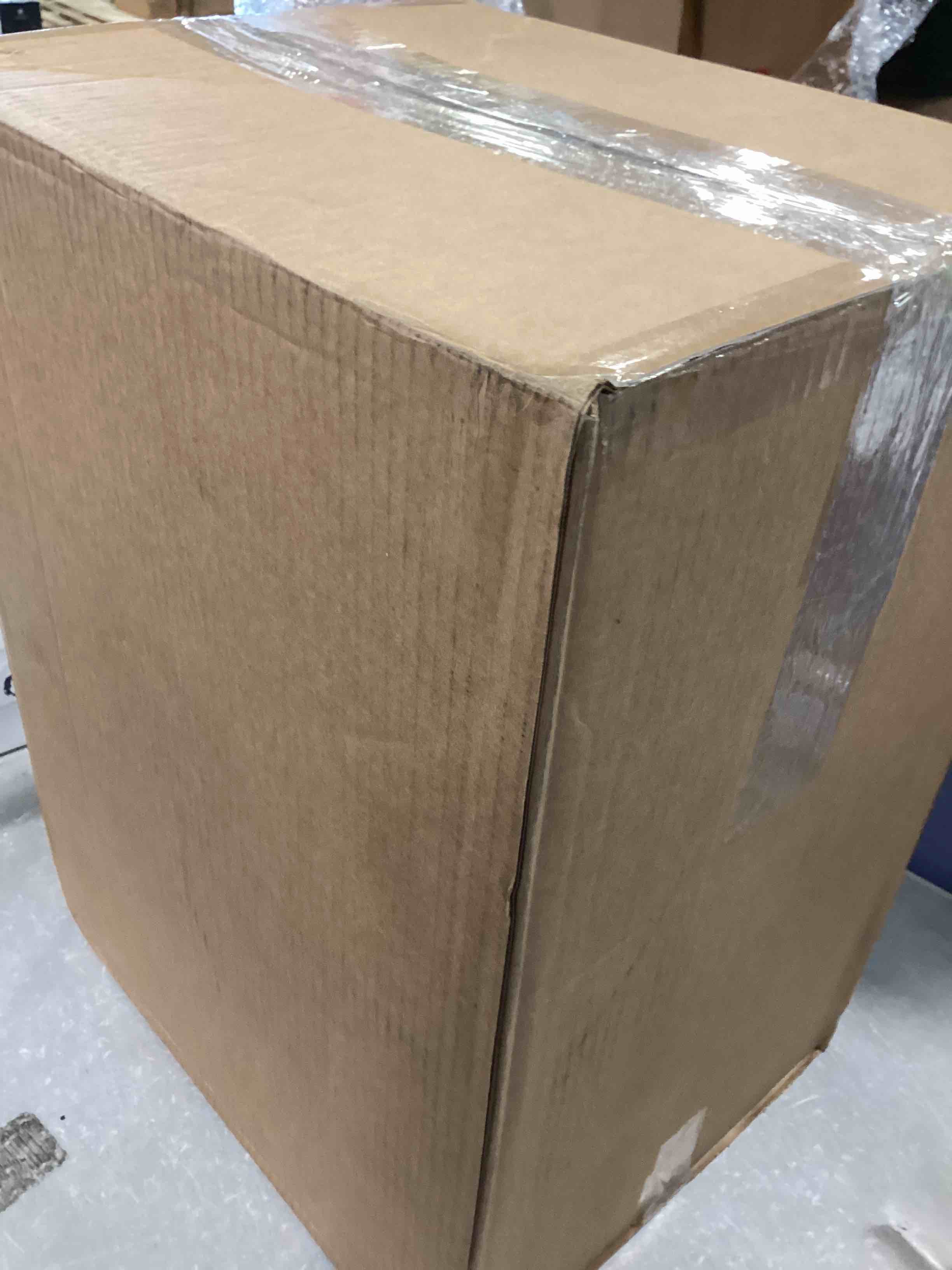 https://s3.amazonaws.com/lotting-images-prod/bidfta/BLU6009411_1708880779818.jpeg