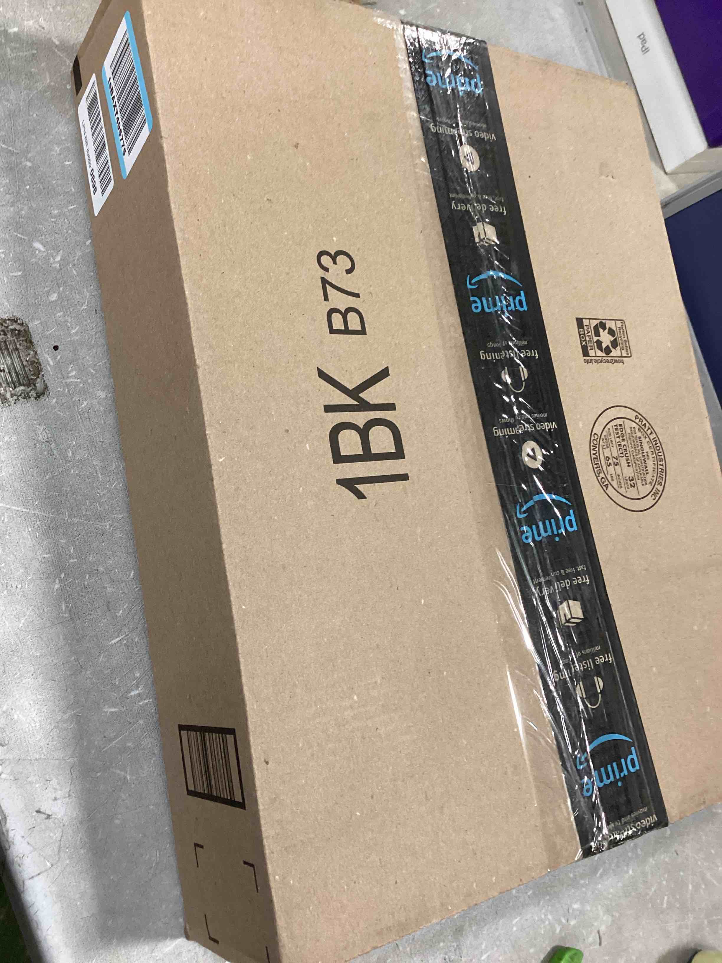 https://s3.amazonaws.com/lotting-images-prod/bidfta/BLU6009423_1708881886882.jpeg