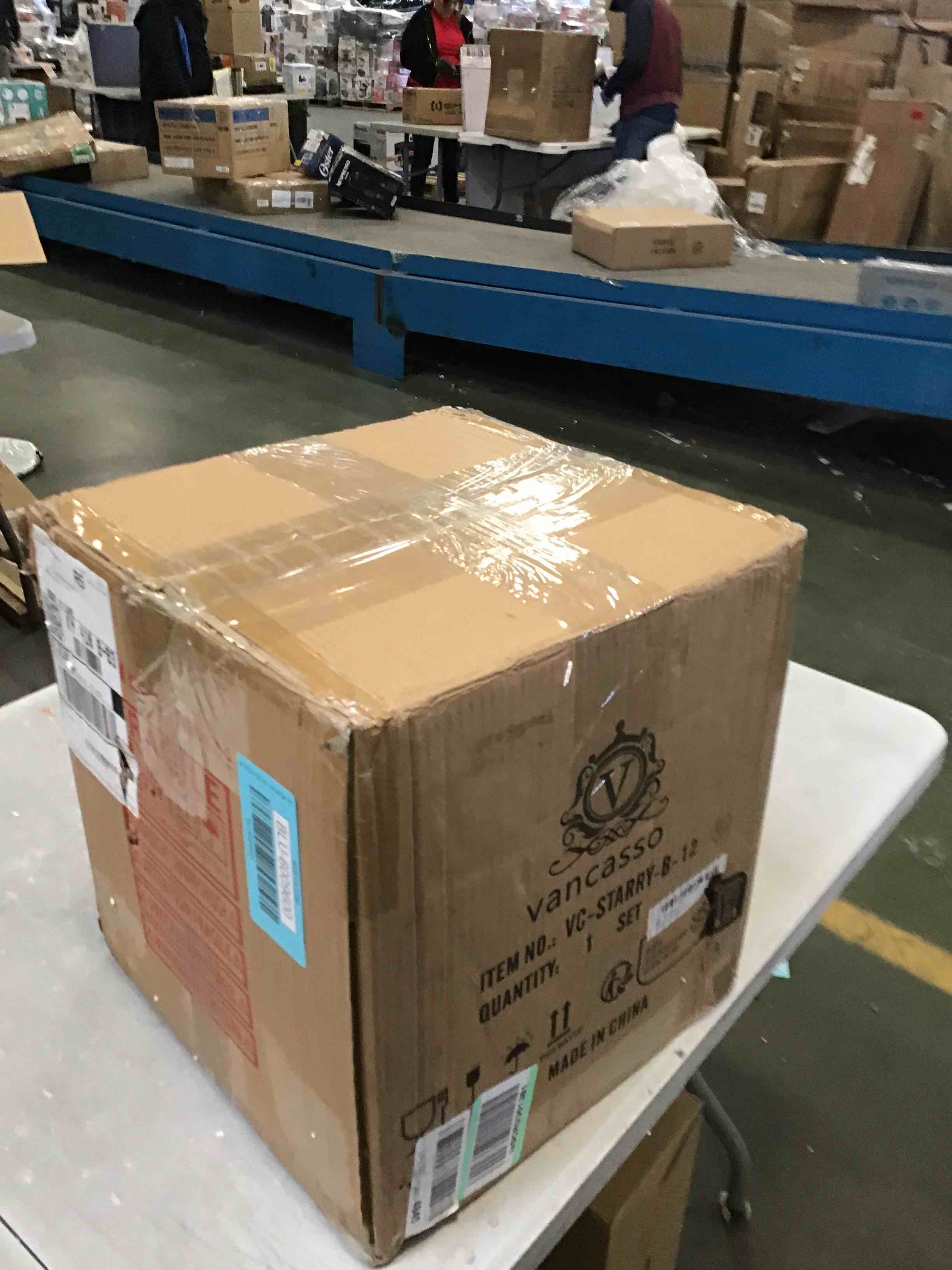 https://s3.amazonaws.com/lotting-images-prod/bidfta/BLU6009600_1708446430188.jpeg