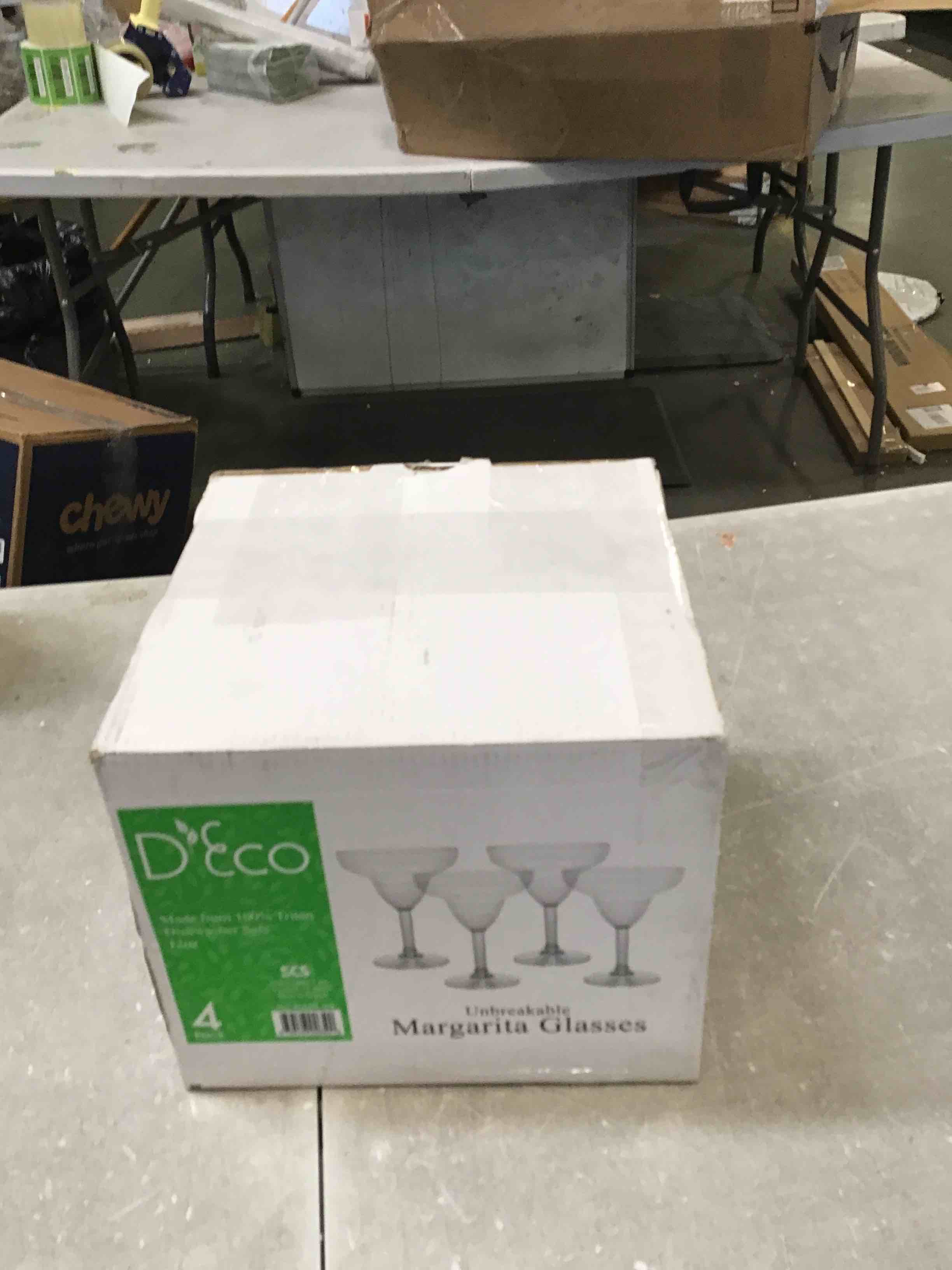 https://s3.amazonaws.com/lotting-images-prod/bidfta/BLU6009615_1708448946607.jpeg