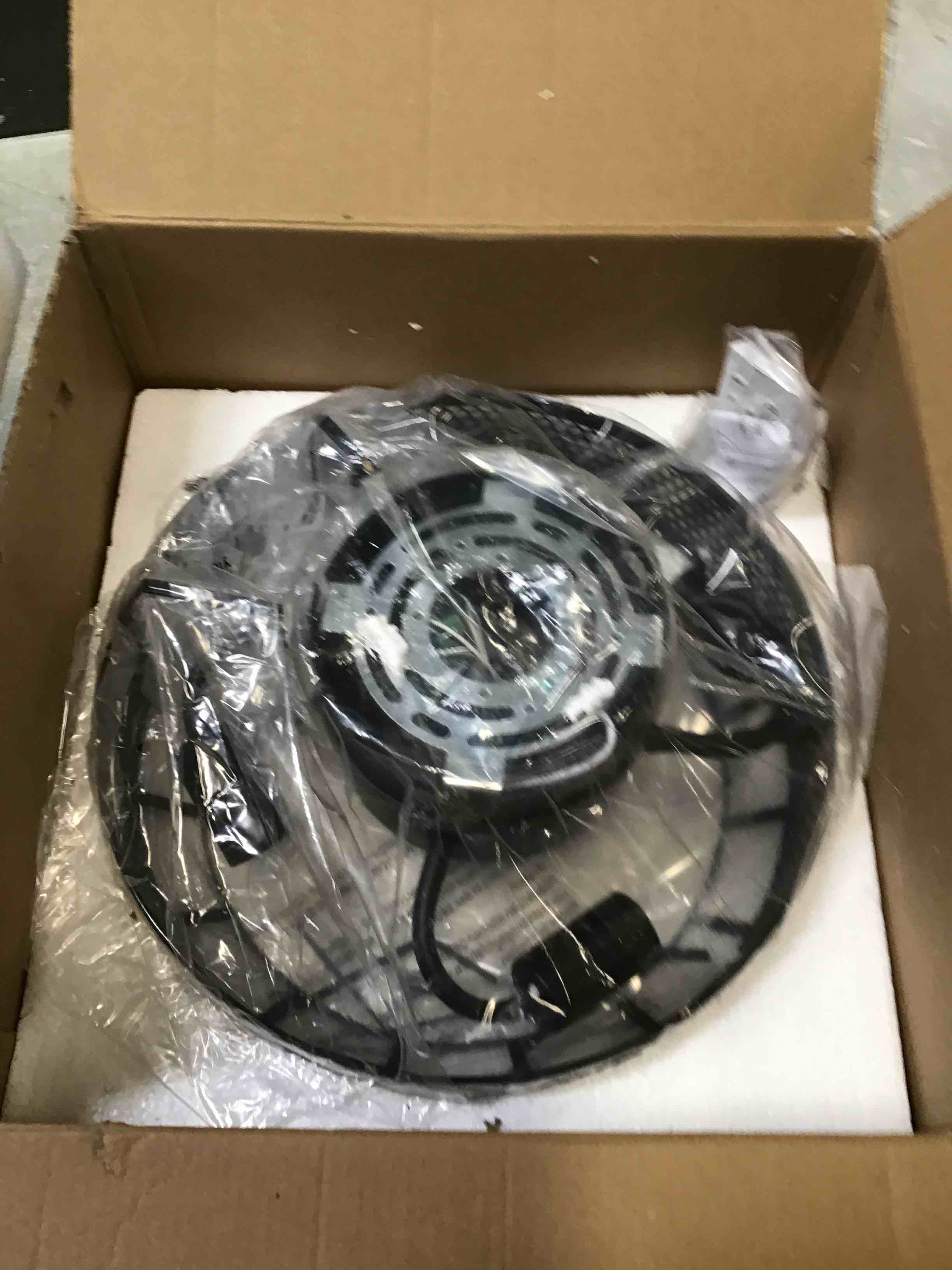 https://s3.amazonaws.com/lotting-images-prod/bidfta/BLU6009638_1708454439519.jpeg