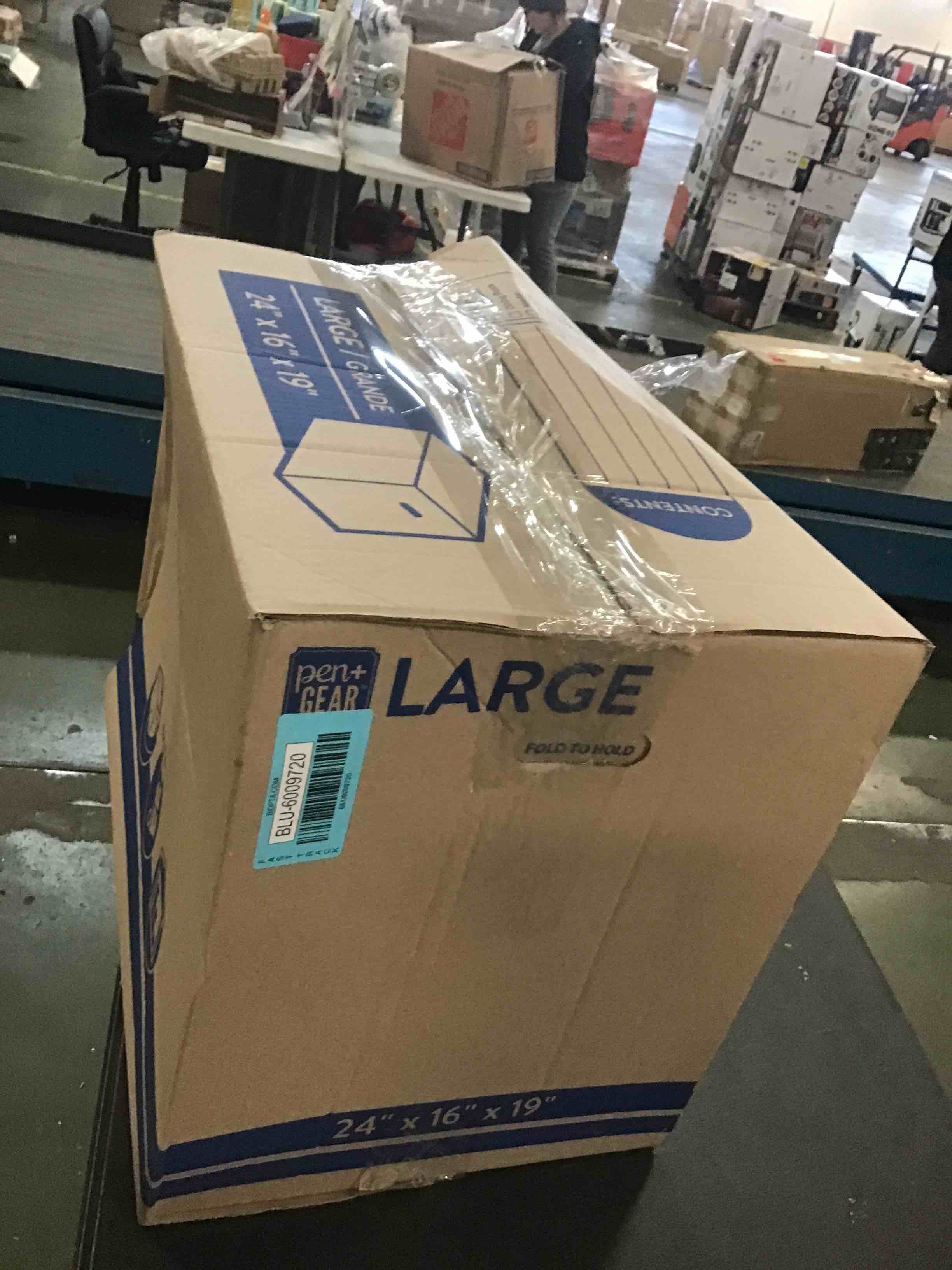 https://s3.amazonaws.com/lotting-images-prod/bidfta/BLU6009720_1708523352337.jpeg