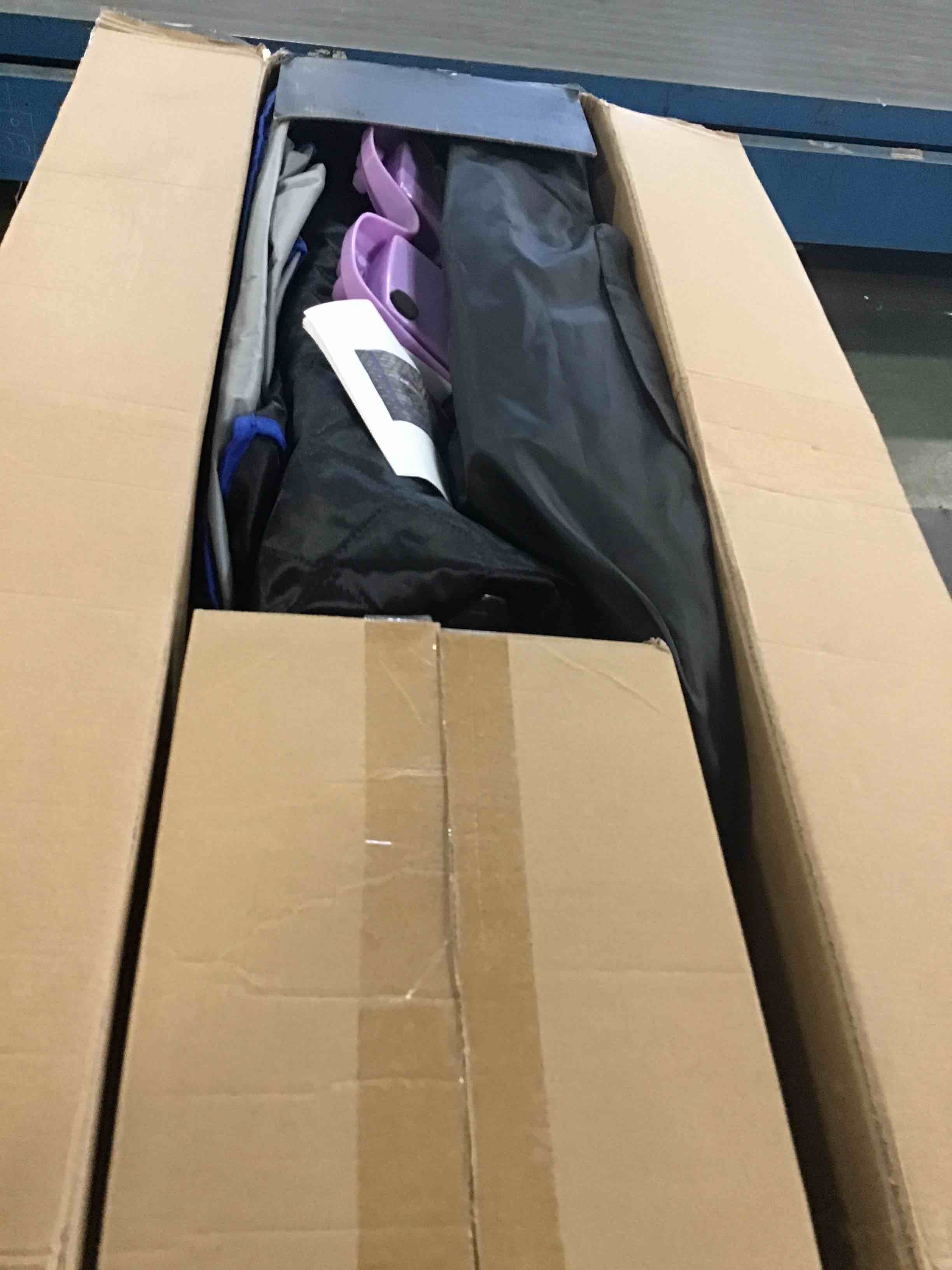 https://s3.amazonaws.com/lotting-images-prod/bidfta/BLU6009812_1708535978435.jpeg
