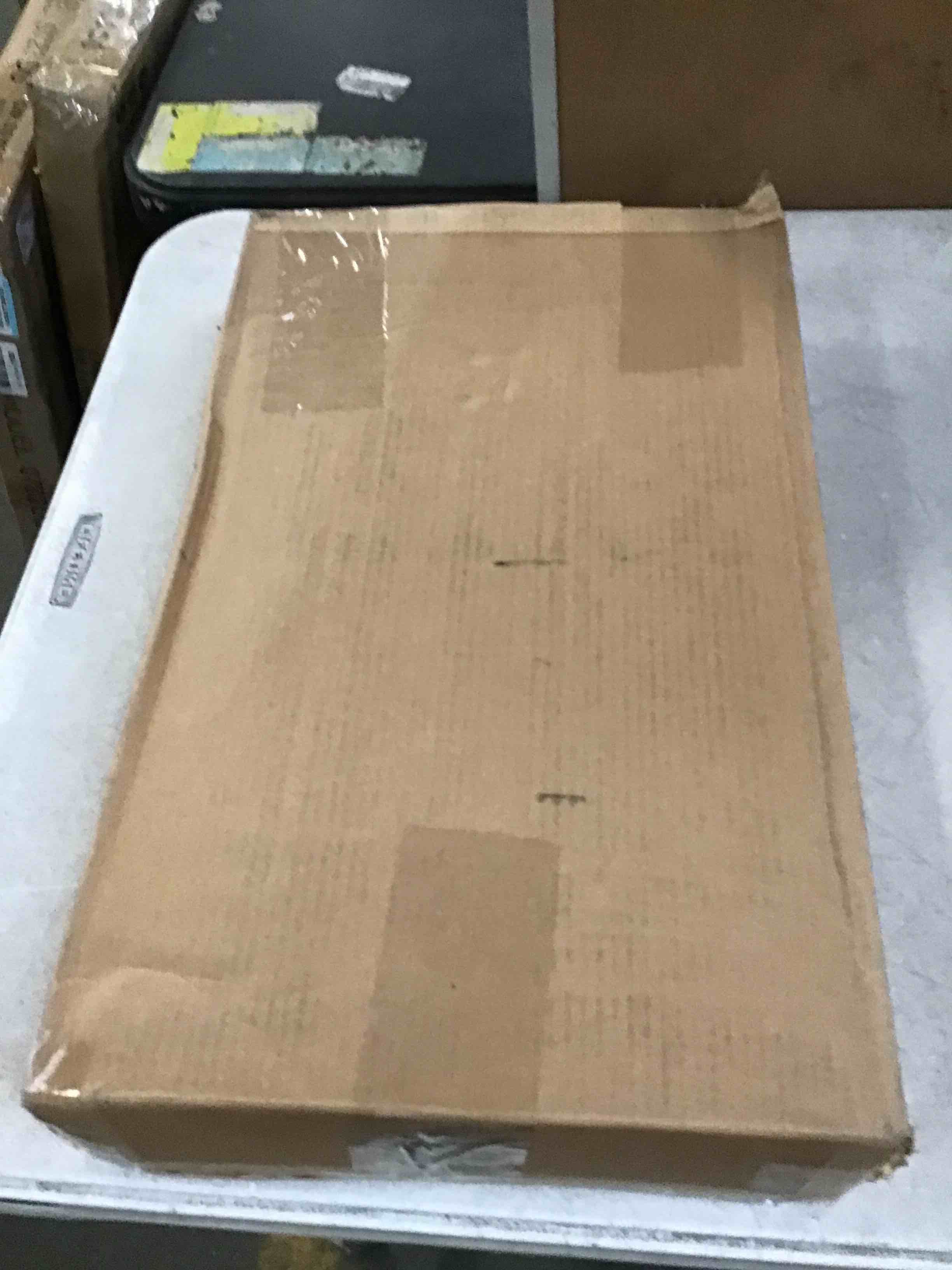 https://s3.amazonaws.com/lotting-images-prod/bidfta/BLU6010257_1708791641884.jpeg