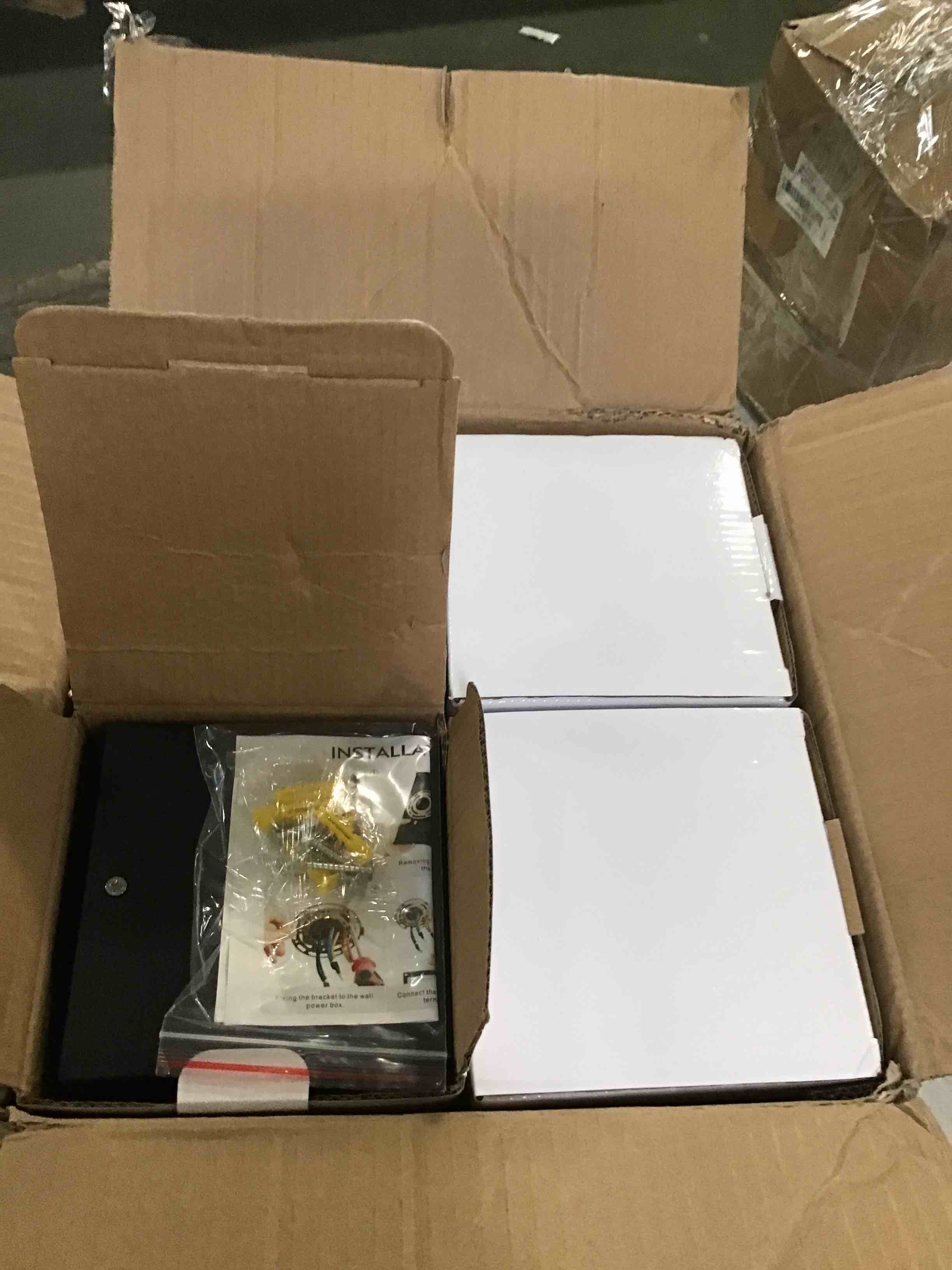 https://s3.amazonaws.com/lotting-images-prod/bidfta/BLU6010282_1708794236166.jpeg