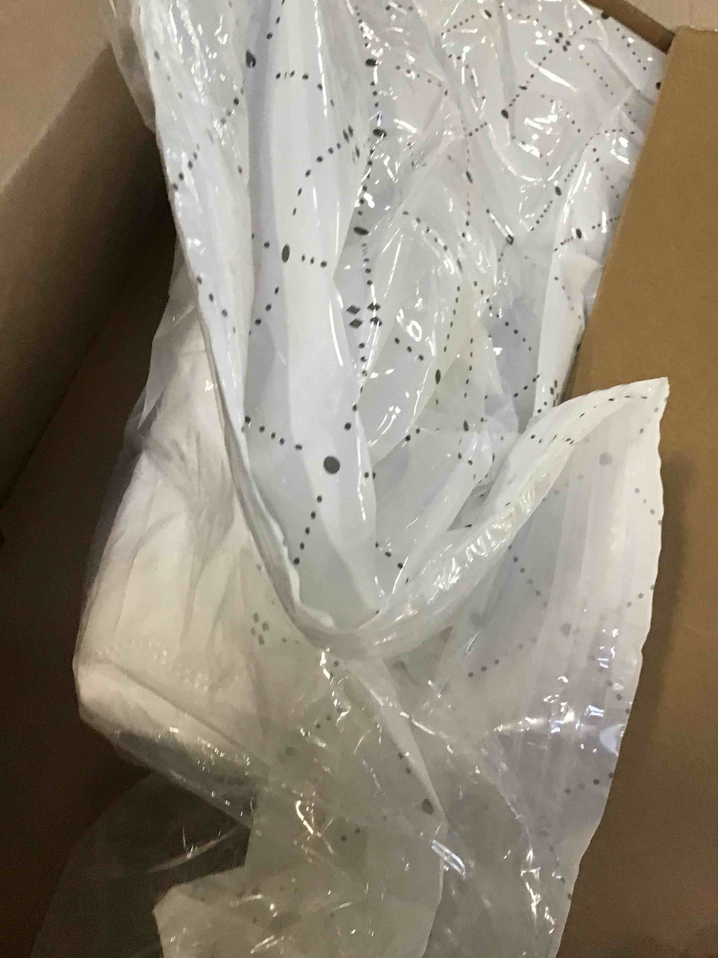 https://s3.amazonaws.com/lotting-images-prod/bidfta/BLU6010391_1708809294767.jpeg