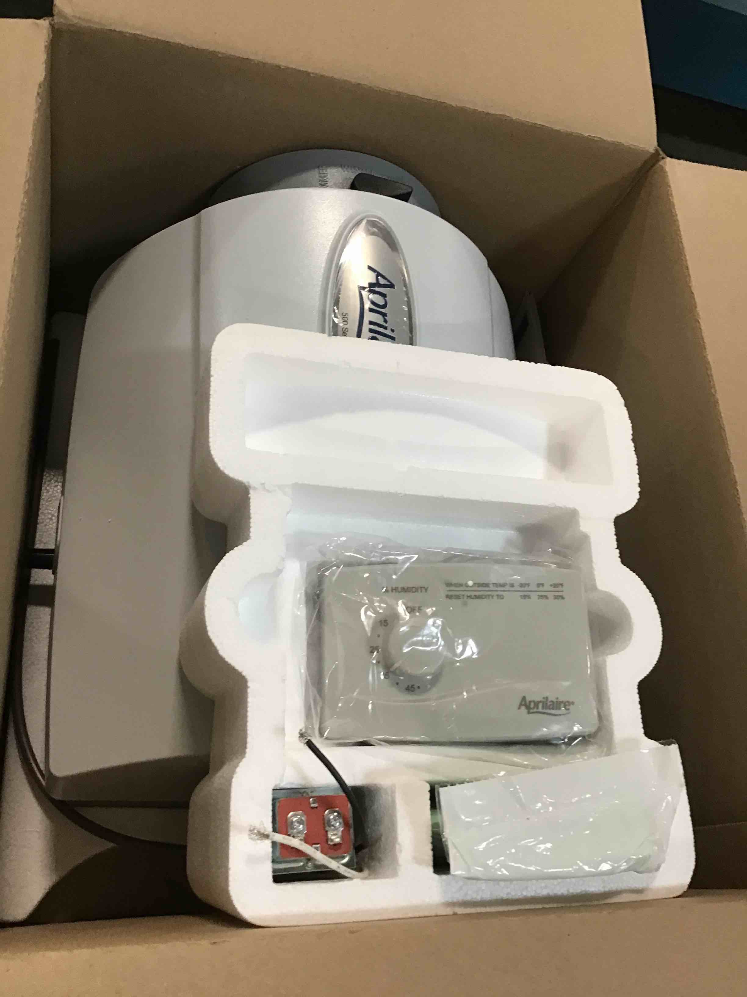 https://s3.amazonaws.com/lotting-images-prod/bidfta/BLU6010681_1709040954130.jpeg
