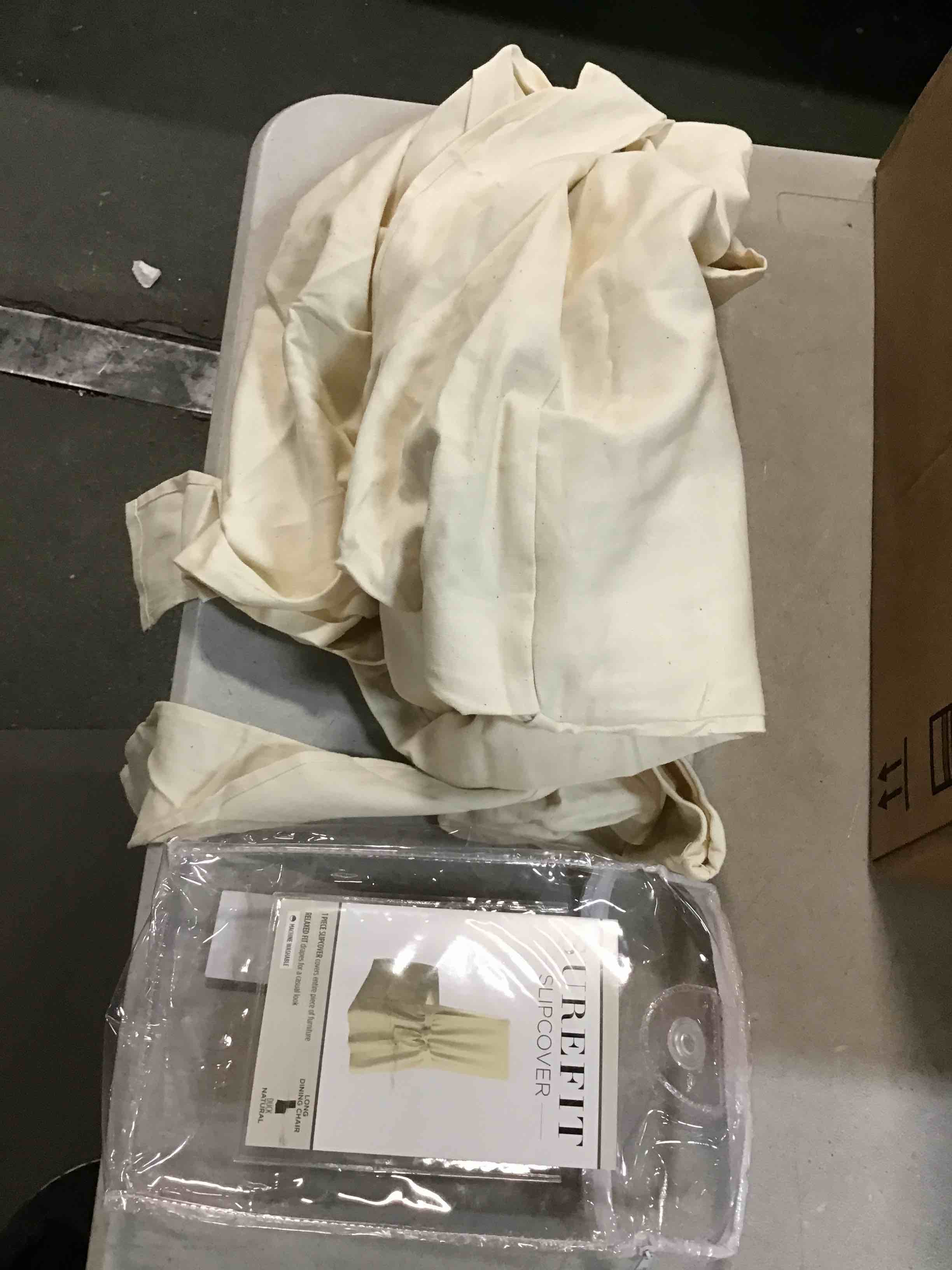 https://s3.amazonaws.com/lotting-images-prod/bidfta/BLU6010734_1709048988129.jpeg