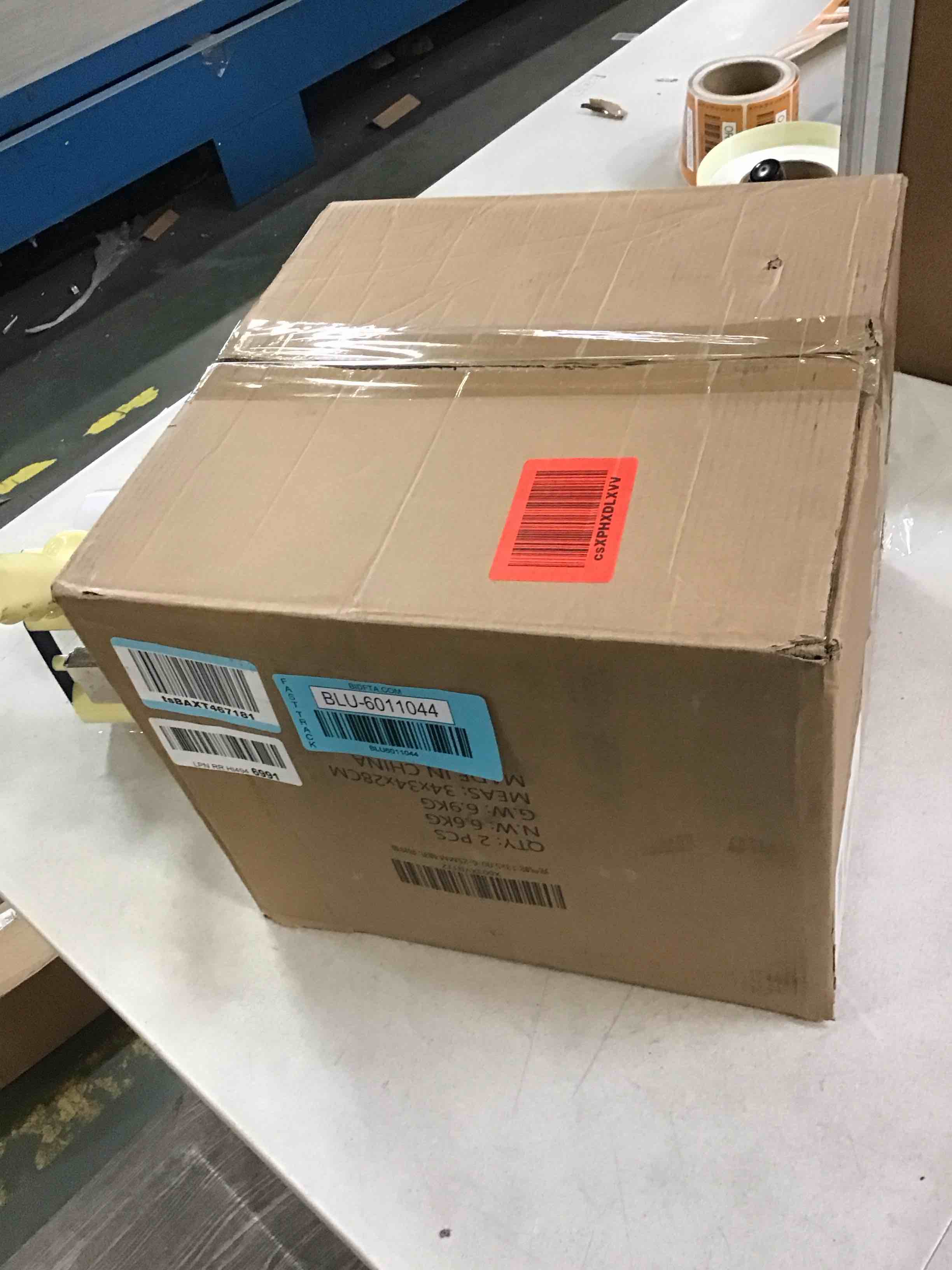 https://s3.amazonaws.com/lotting-images-prod/bidfta/BLU6011044_1708007431485.jpeg
