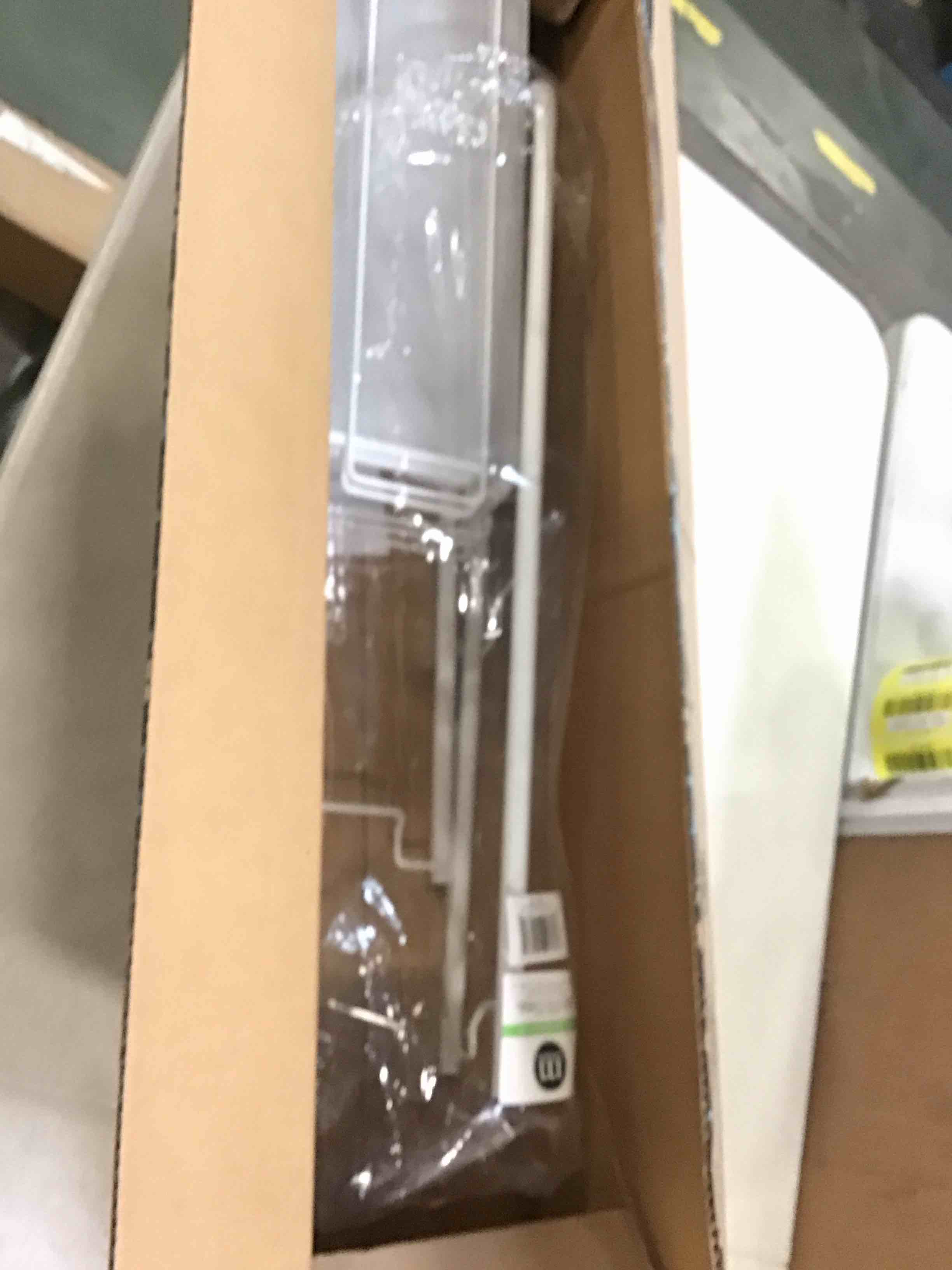 https://s3.amazonaws.com/lotting-images-prod/bidfta/BLU6011055_1708008410819.jpeg