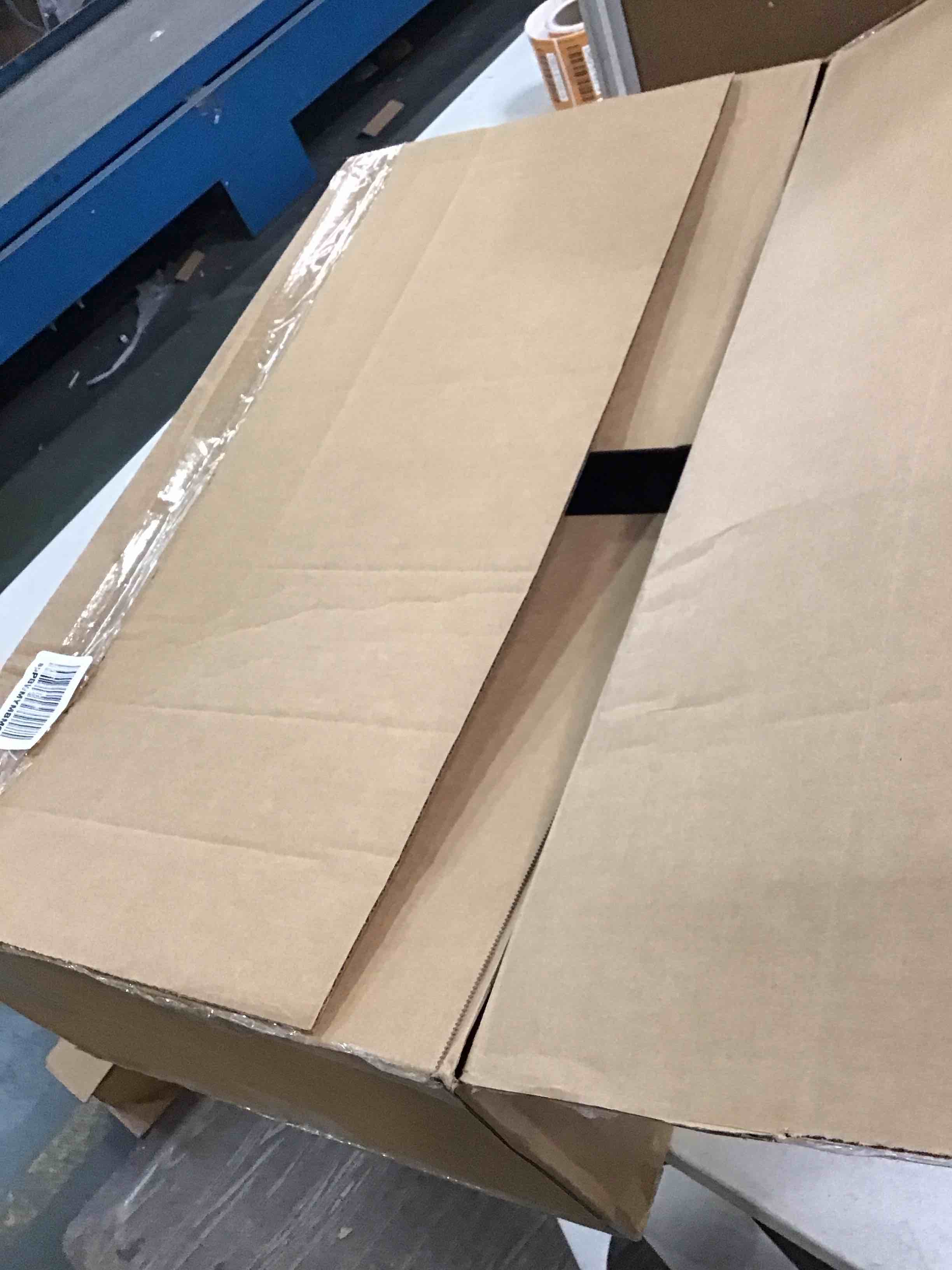 https://s3.amazonaws.com/lotting-images-prod/bidfta/BLU6011069_1708010771817.jpeg