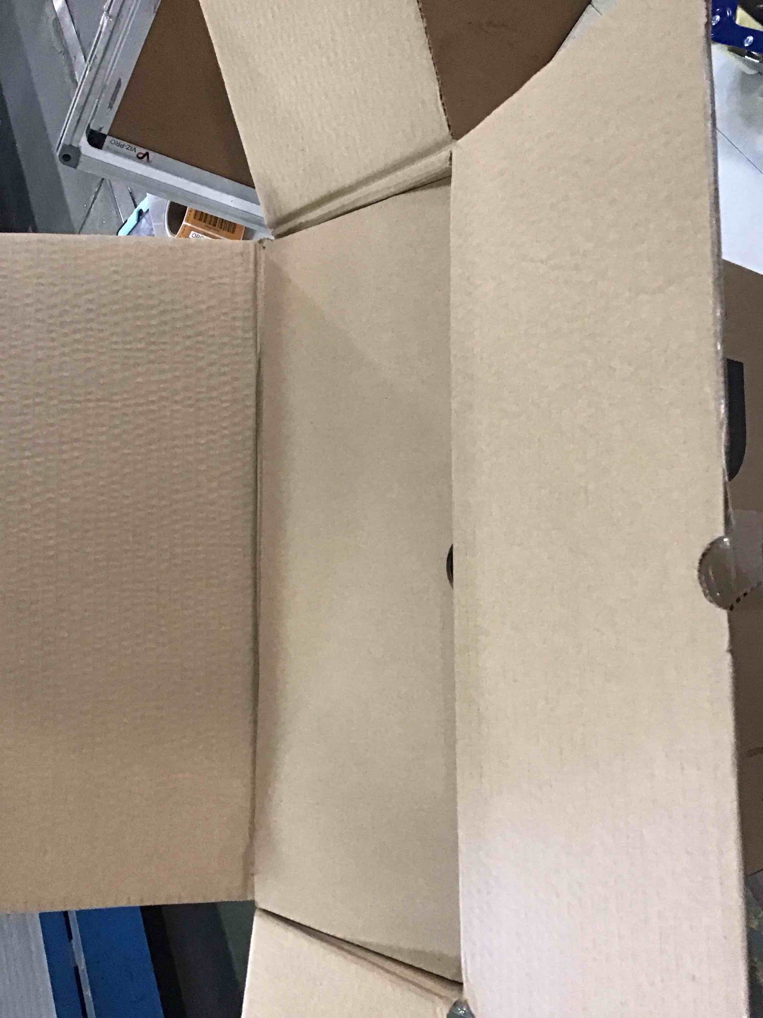 https://s3.amazonaws.com/lotting-images-prod/bidfta/BLU6011076_1708011449984.jpeg