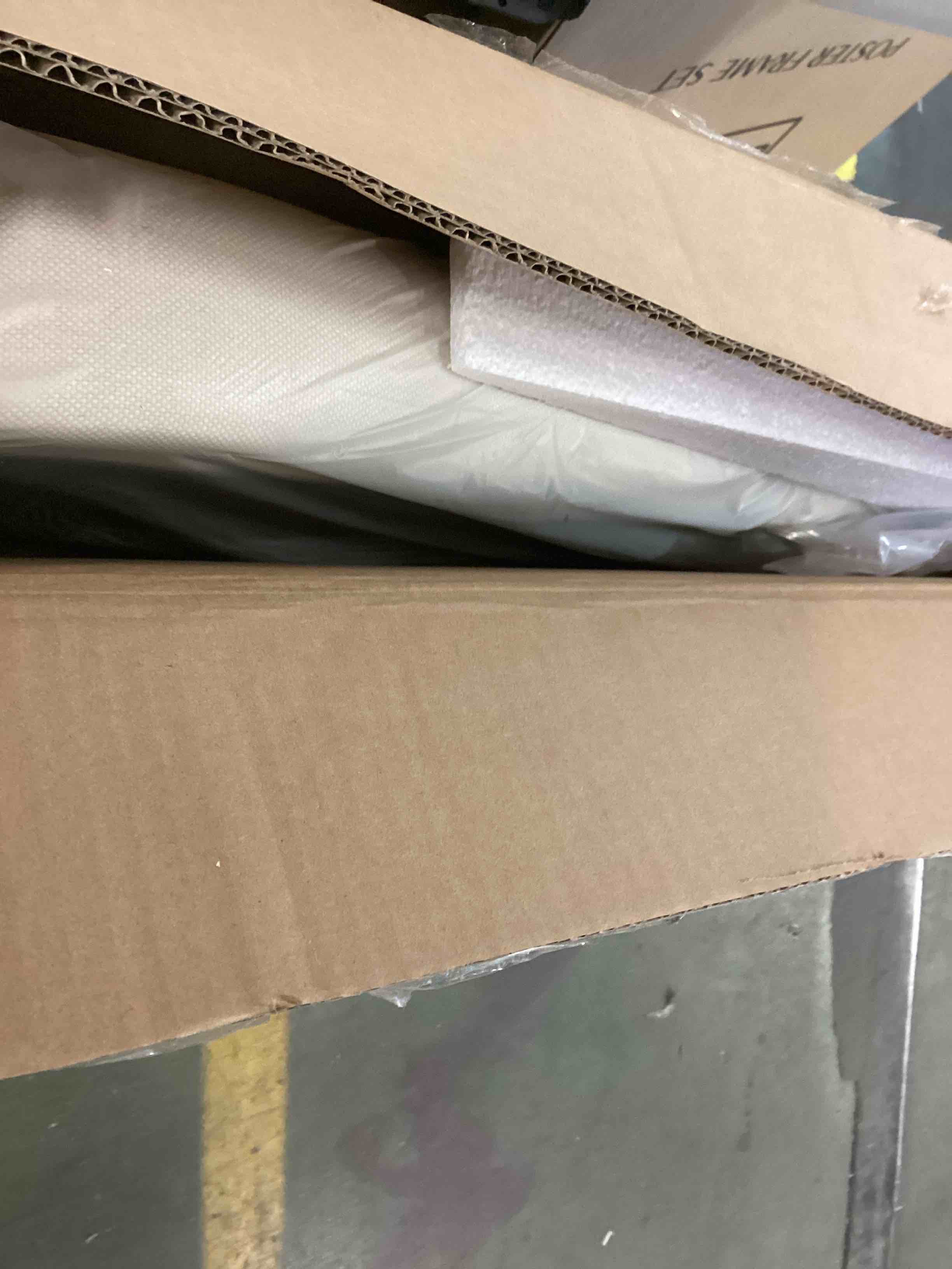 https://s3.amazonaws.com/lotting-images-prod/bidfta/BLU6011496_1708350409675.jpeg