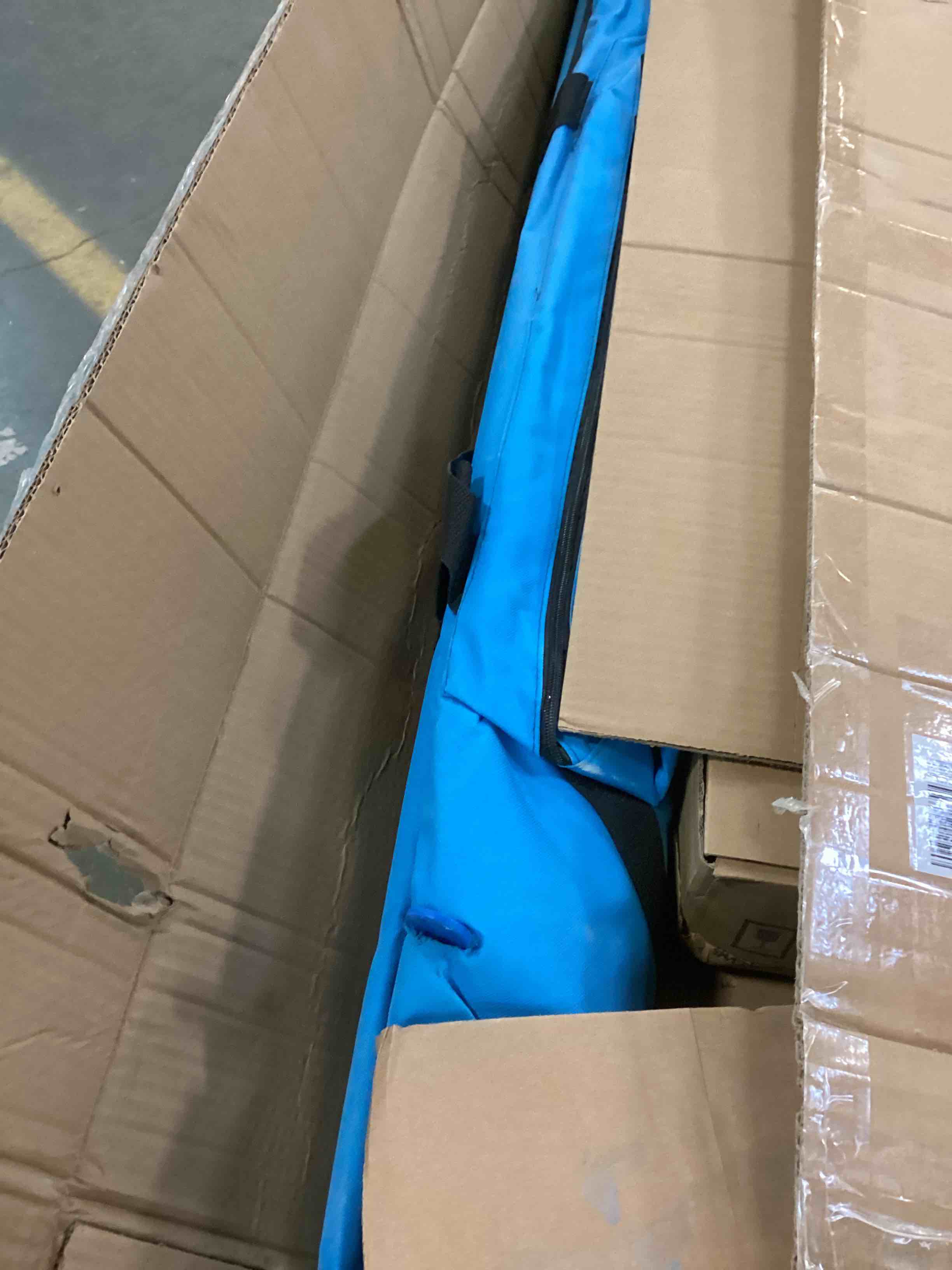 https://s3.amazonaws.com/lotting-images-prod/bidfta/BLU6011914_1708522705118.jpeg