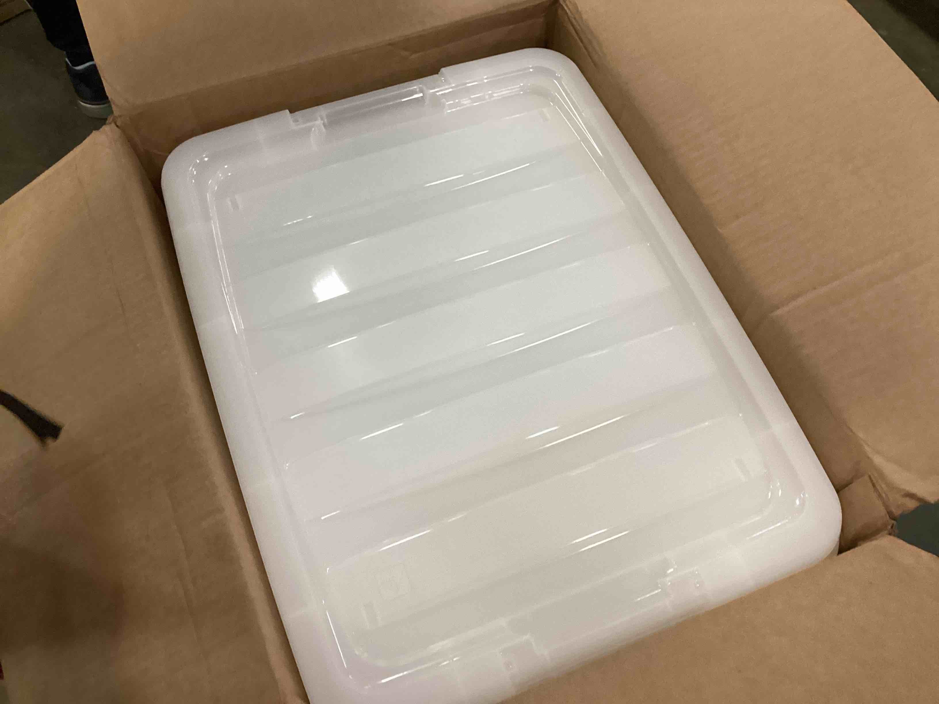 https://s3.amazonaws.com/lotting-images-prod/bidfta/BLU6012774_1708692903977.jpeg