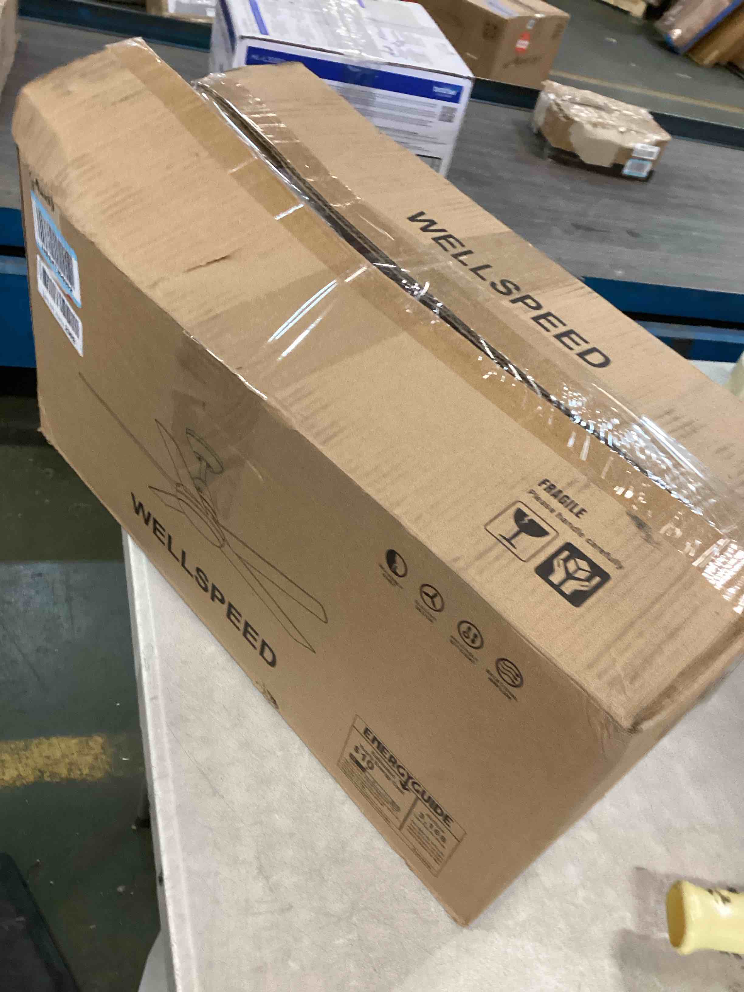 https://s3.amazonaws.com/lotting-images-prod/bidfta/BLU6012845_1708698553983.jpeg