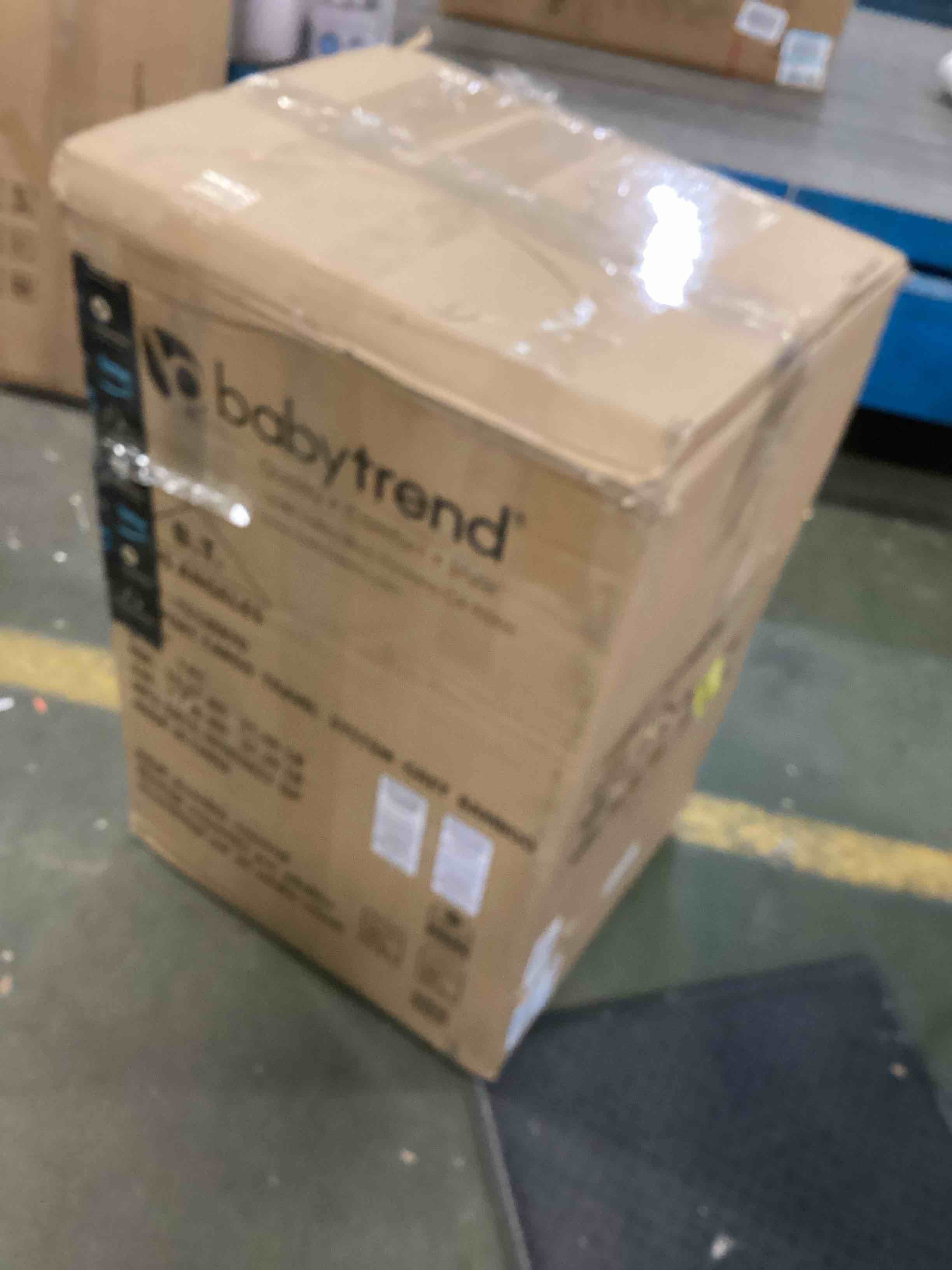 https://s3.amazonaws.com/lotting-images-prod/bidfta/BLU6012943_1708706762982.jpeg