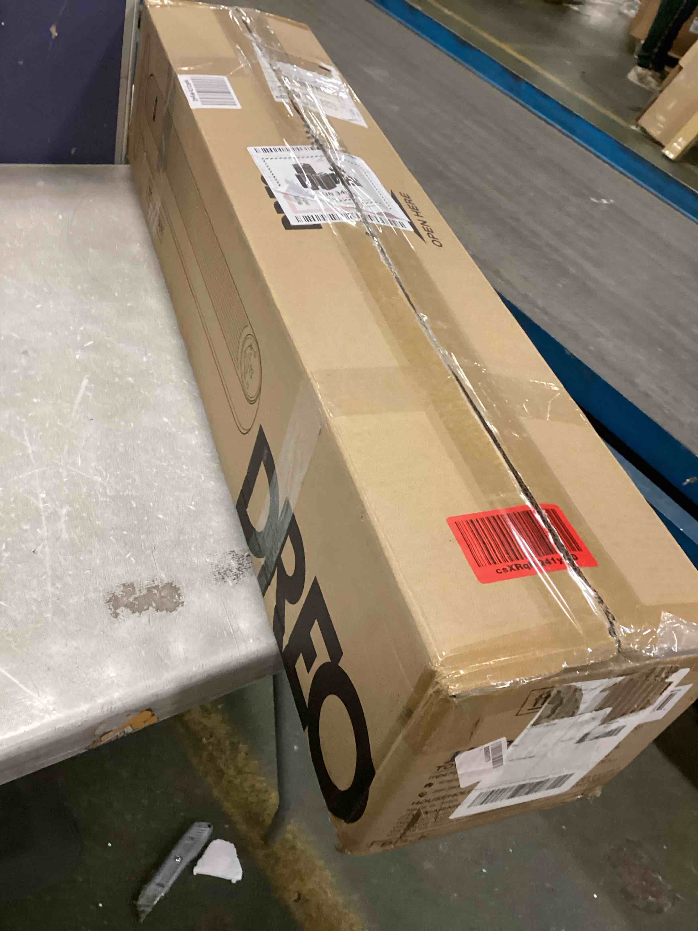 https://s3.amazonaws.com/lotting-images-prod/bidfta/BLU6013440_1708953047855.jpeg