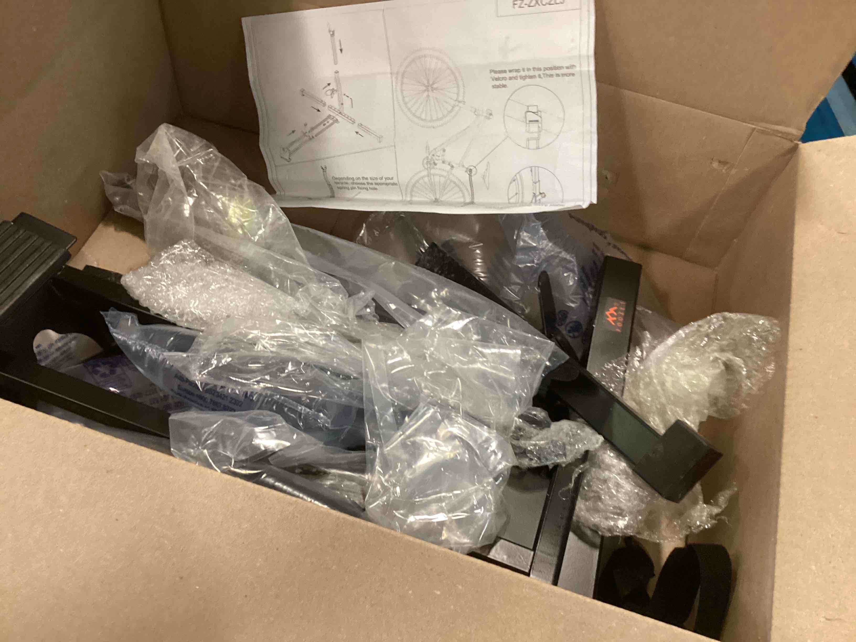 https://s3.amazonaws.com/lotting-images-prod/bidfta/BLU6013526_1708962985495.jpeg