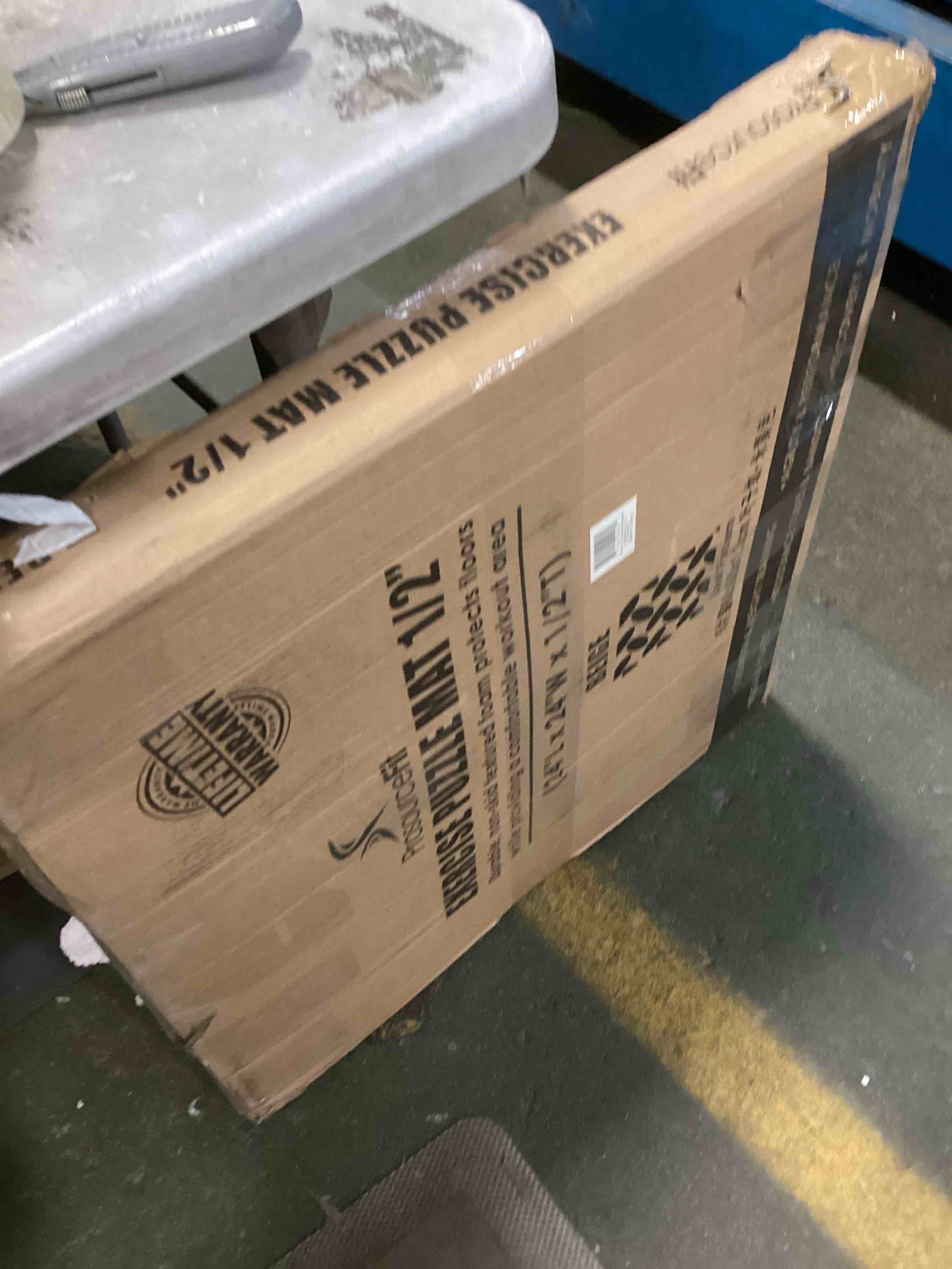 https://s3.amazonaws.com/lotting-images-prod/bidfta/BLU6013606_1708972907381.jpeg