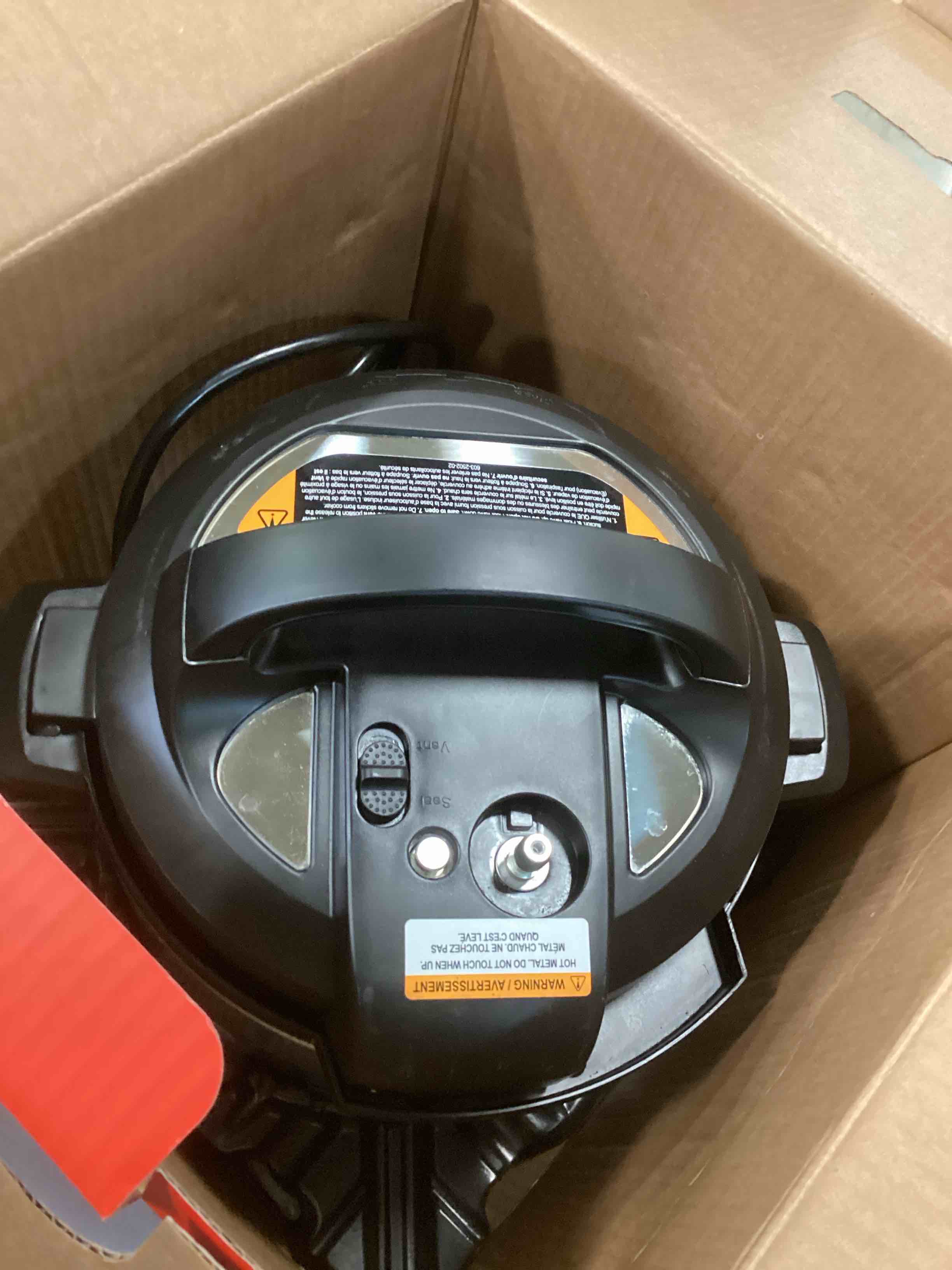 https://s3.amazonaws.com/lotting-images-prod/bidfta/BLU6013619_1708973930618.jpeg