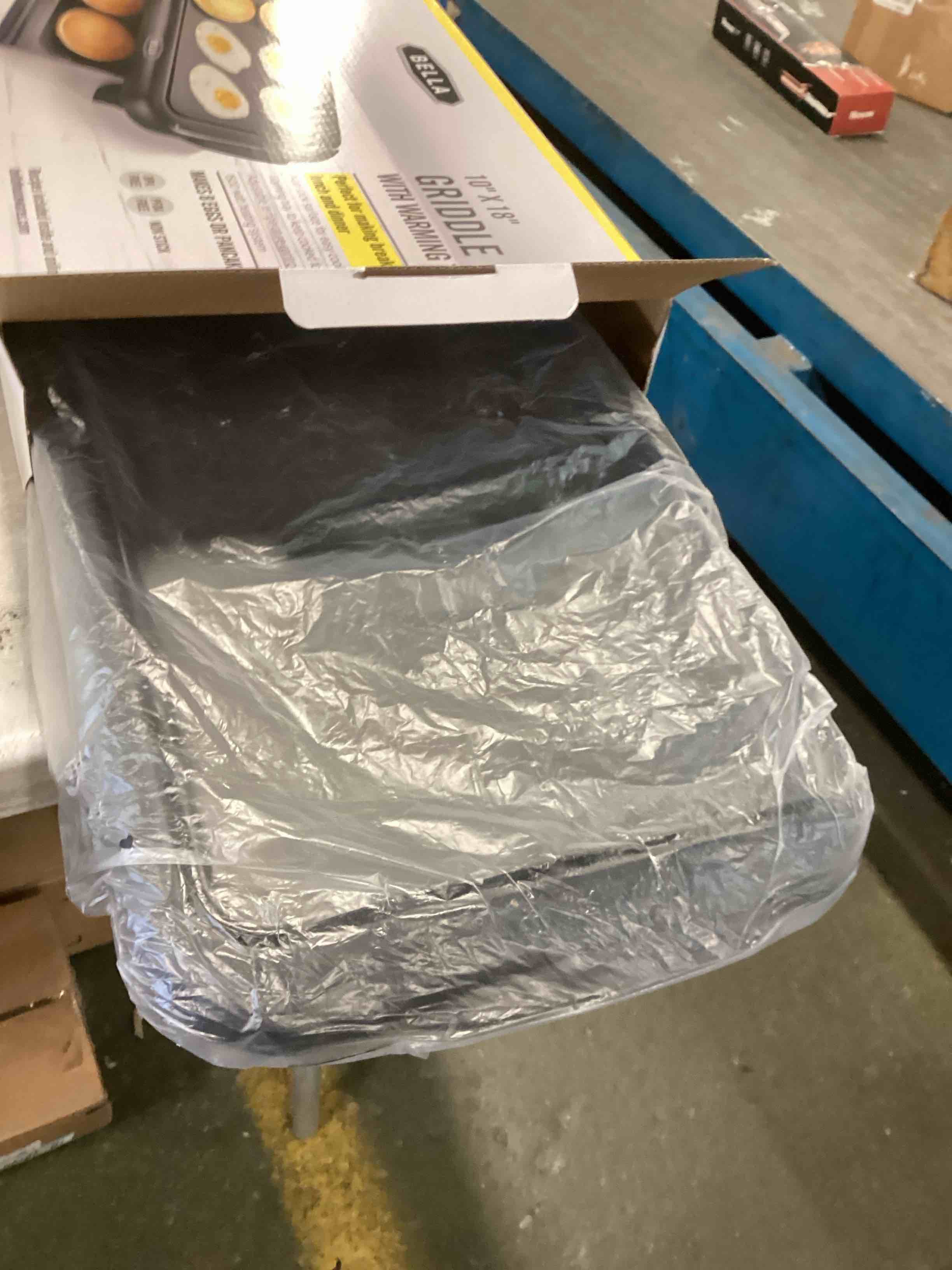 https://s3.amazonaws.com/lotting-images-prod/bidfta/BLU6013665_1708978763511.jpeg