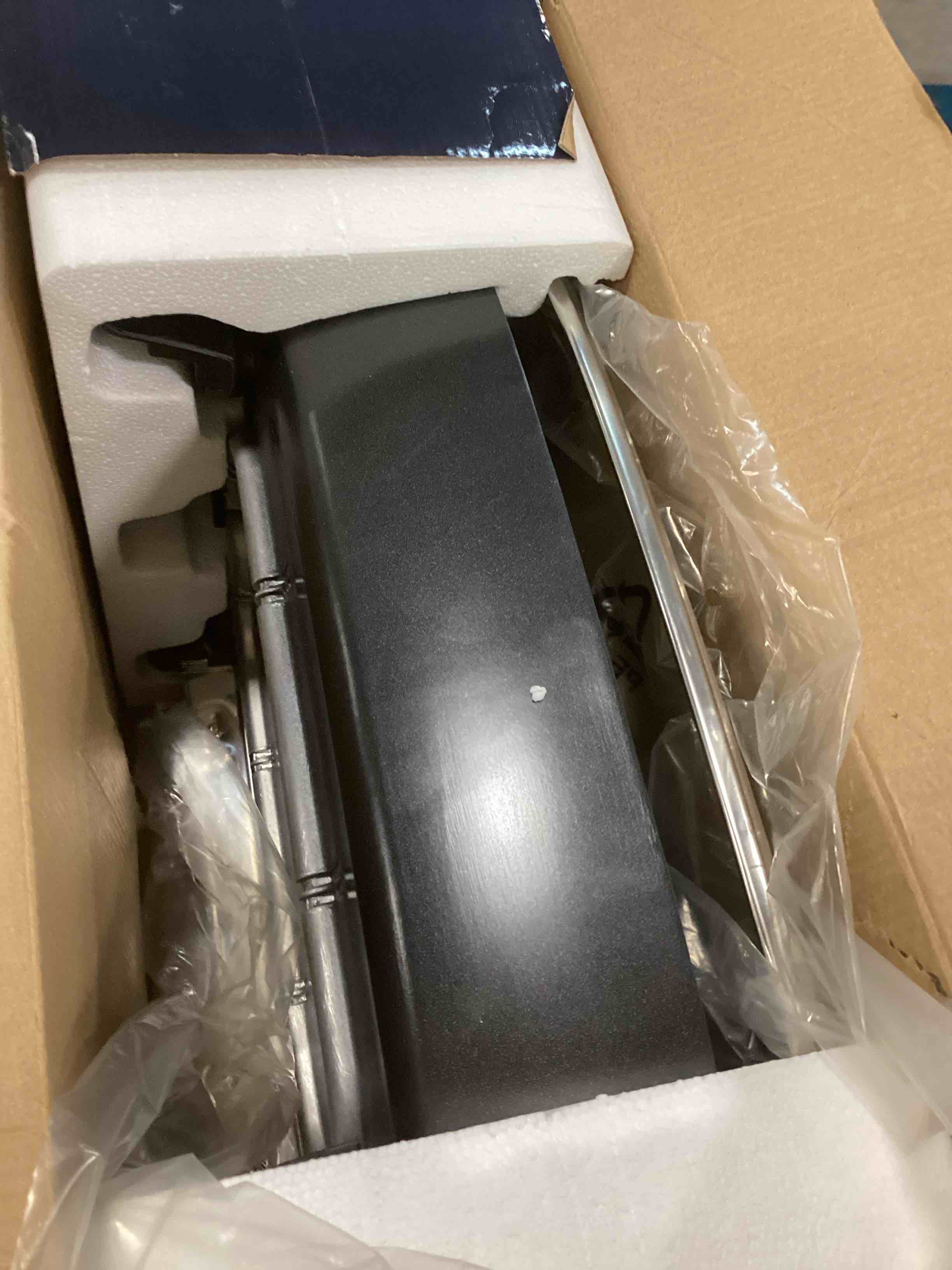 https://s3.amazonaws.com/lotting-images-prod/bidfta/BLU6013751_1709039220843.jpeg