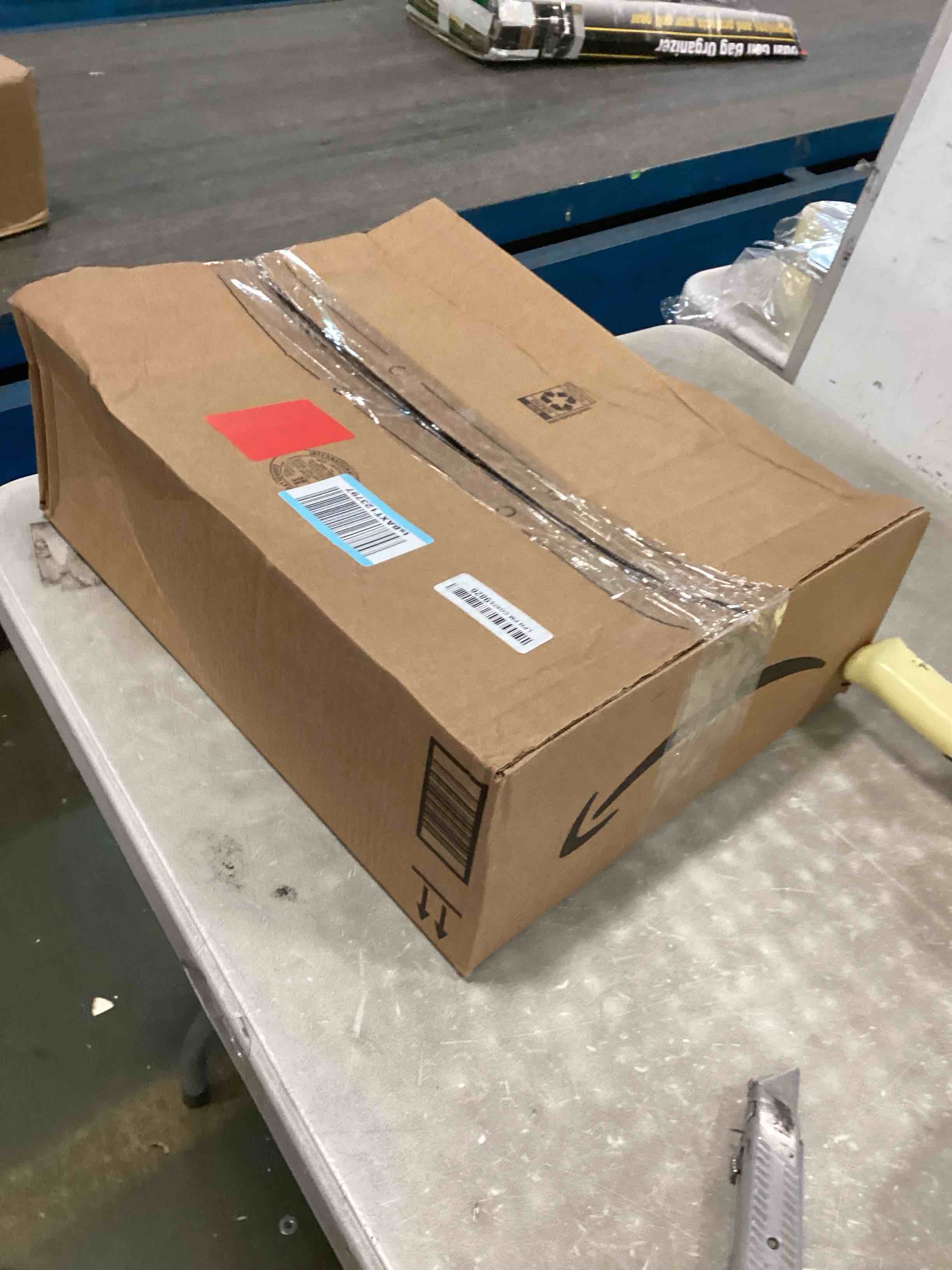 https://s3.amazonaws.com/lotting-images-prod/bidfta/BLU6013811_1709044404912.jpeg