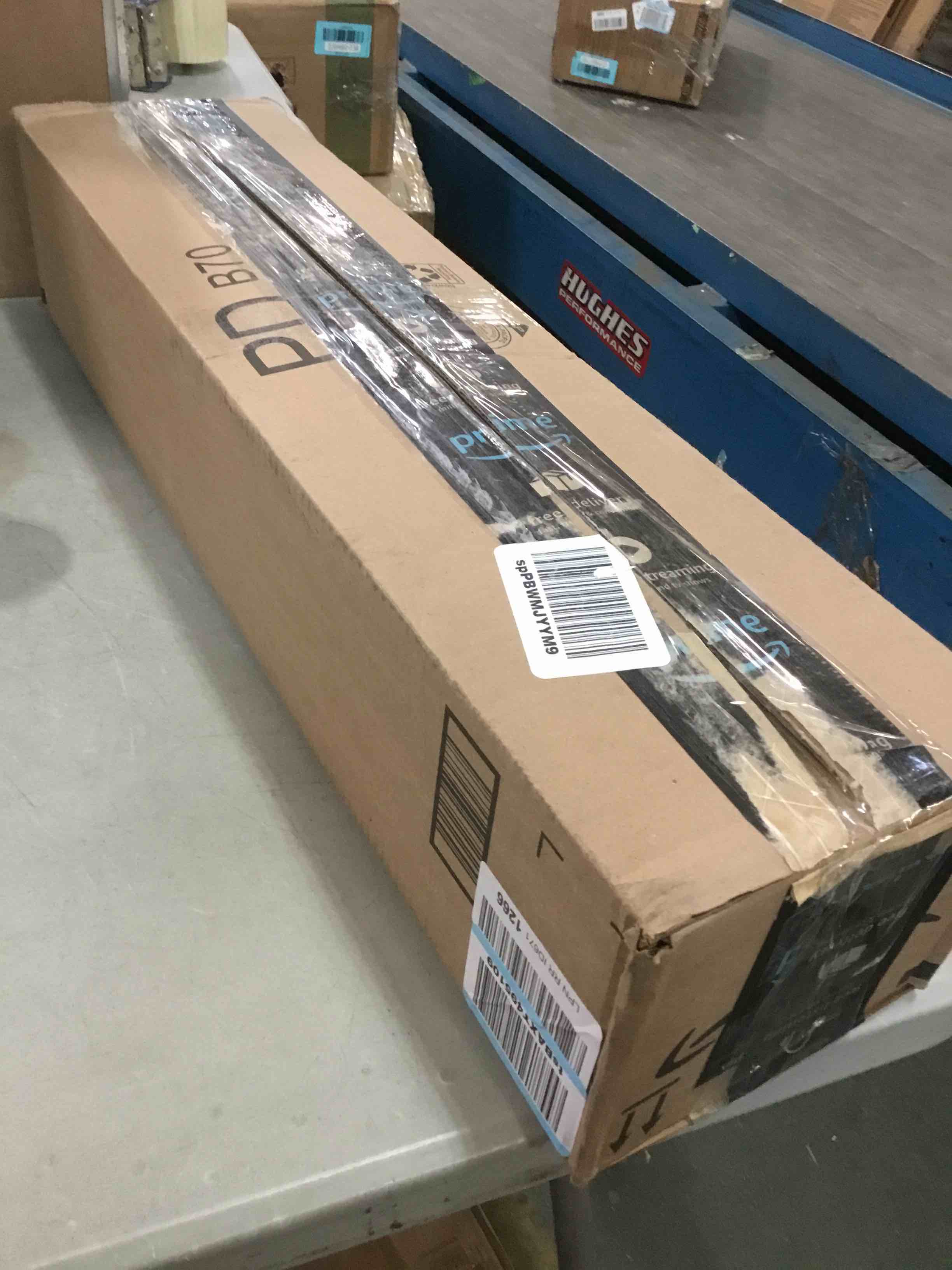 https://s3.amazonaws.com/lotting-images-prod/bidfta/BLU6014594_1708695637376.jpeg