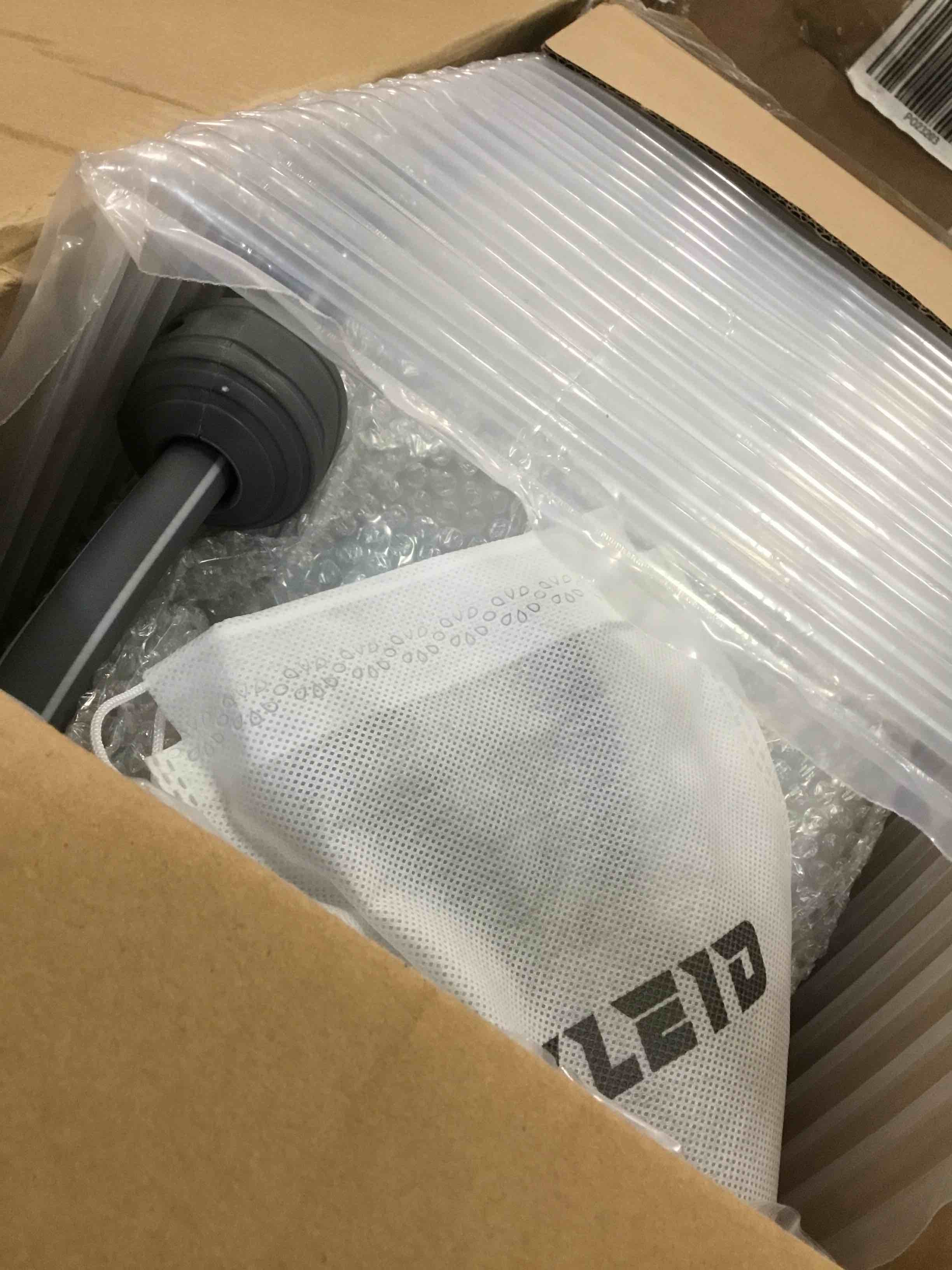https://s3.amazonaws.com/lotting-images-prod/bidfta/BLU6014779_1708779765133.jpeg
