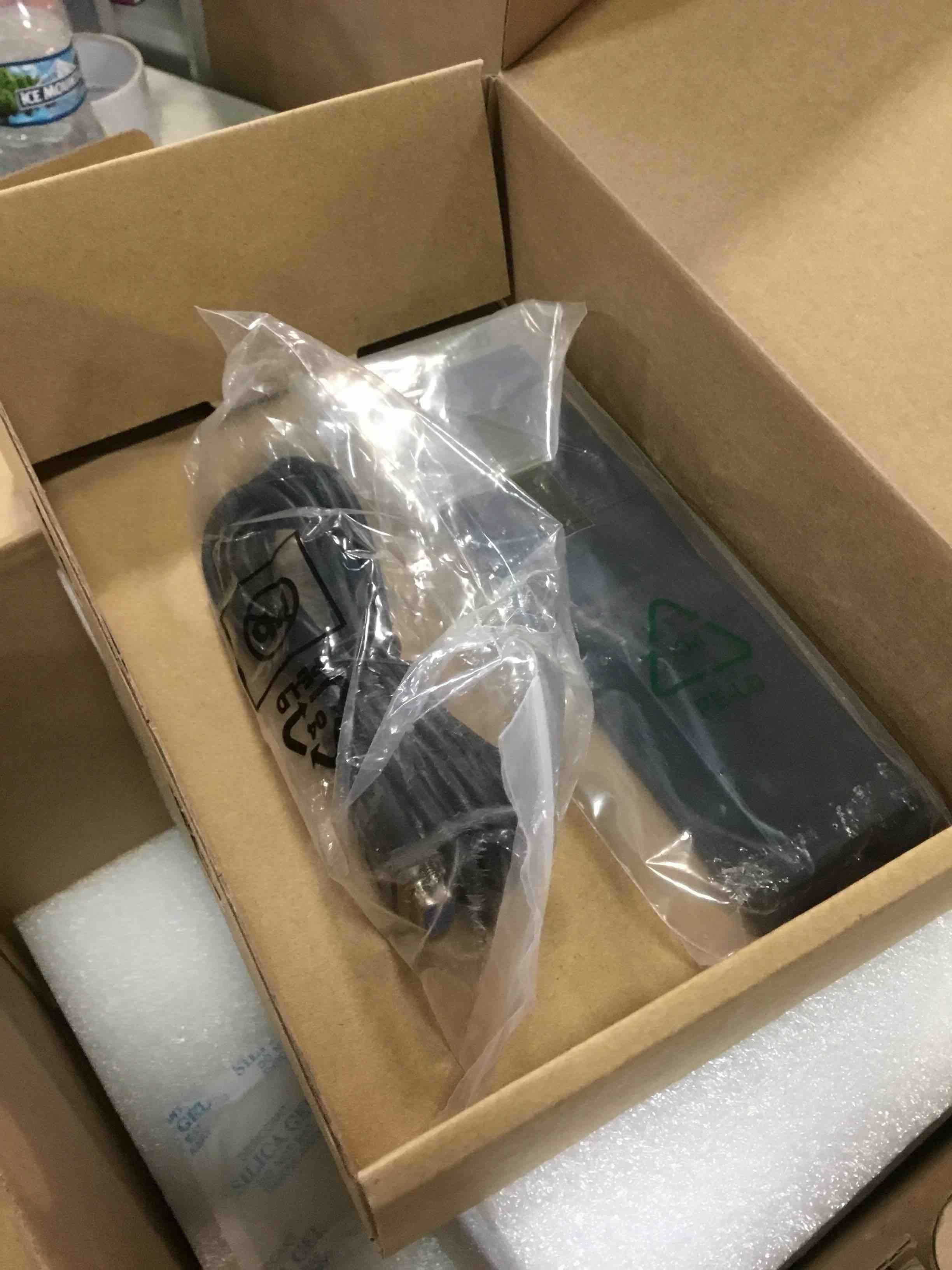 https://s3.amazonaws.com/lotting-images-prod/bidfta/BLU6014889_1708793591090.jpeg
