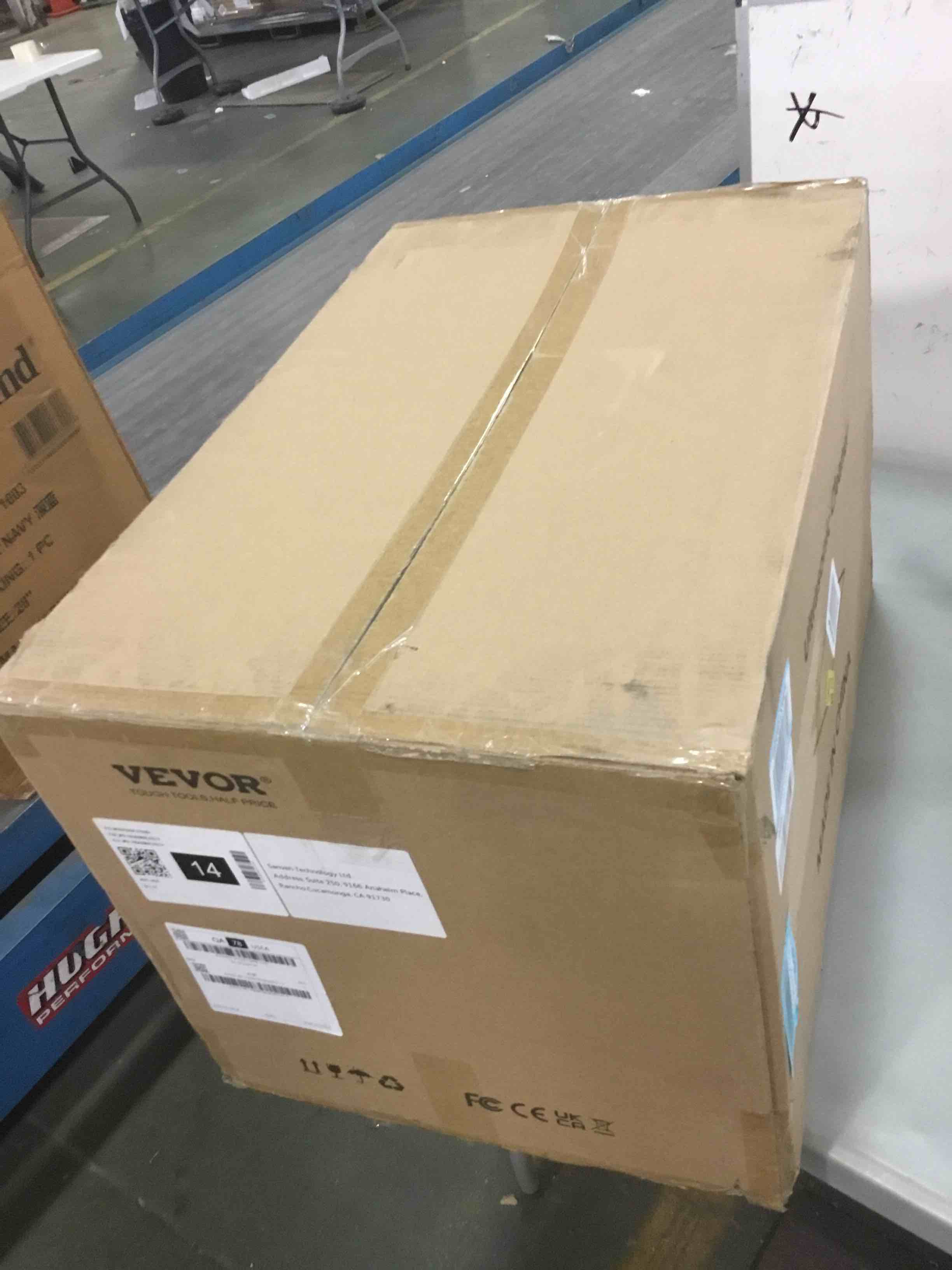 https://s3.amazonaws.com/lotting-images-prod/bidfta/BLU6015183_1708890910536.jpeg
