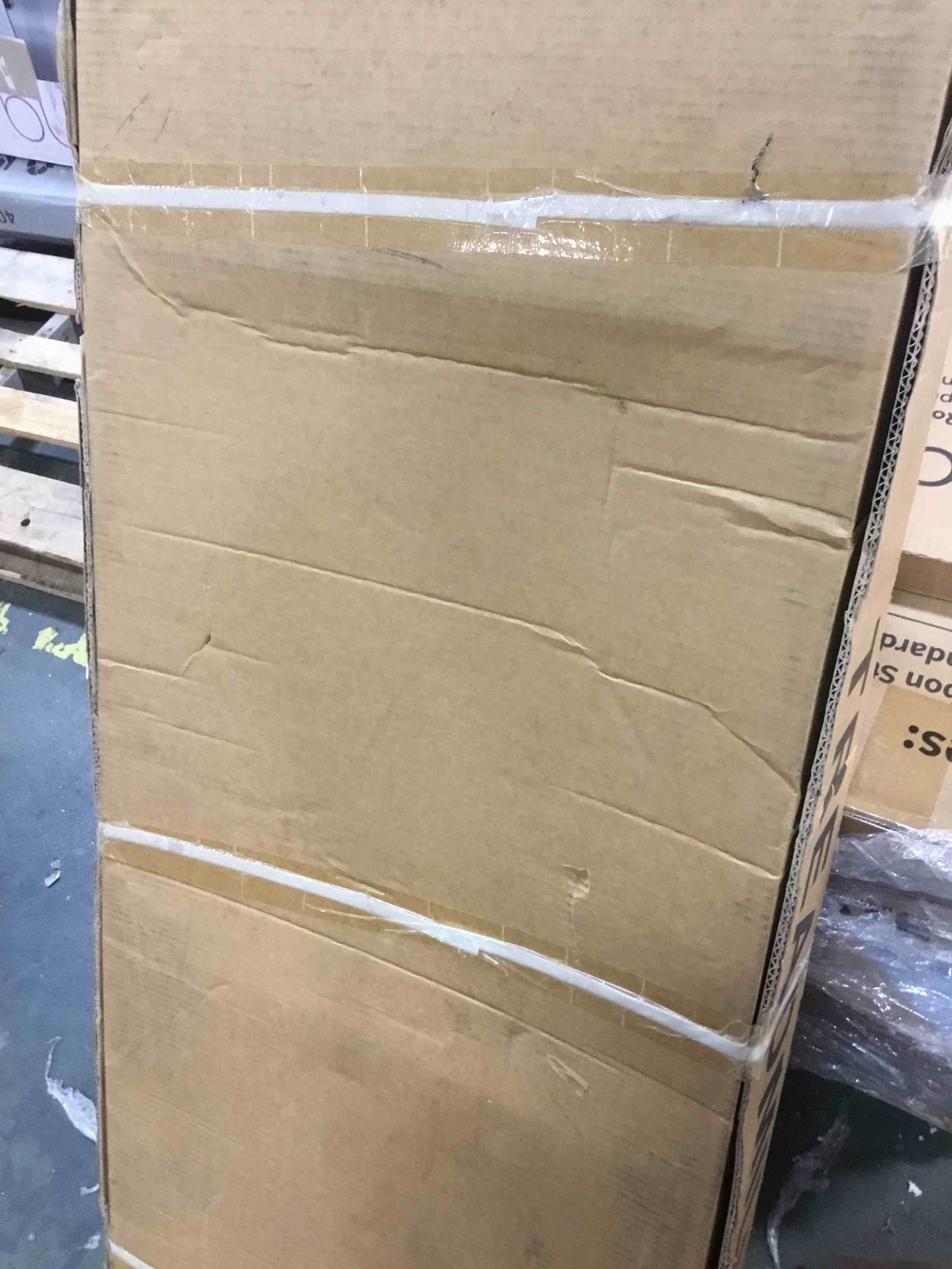 https://s3.amazonaws.com/lotting-images-prod/bidfta/BLU6015581_1708547365425.jpeg