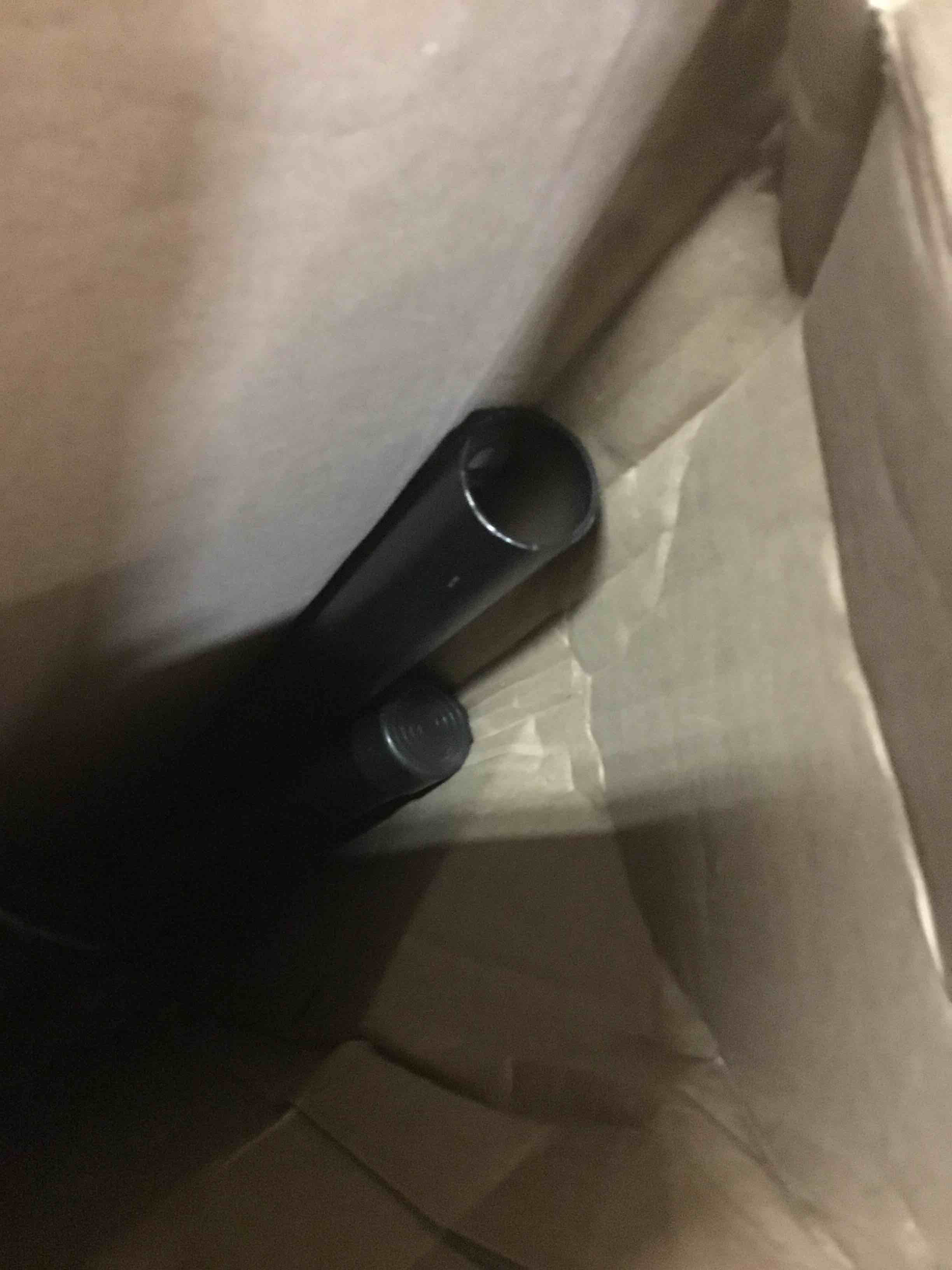 https://s3.amazonaws.com/lotting-images-prod/bidfta/BLU6015609_1708604463894.jpeg