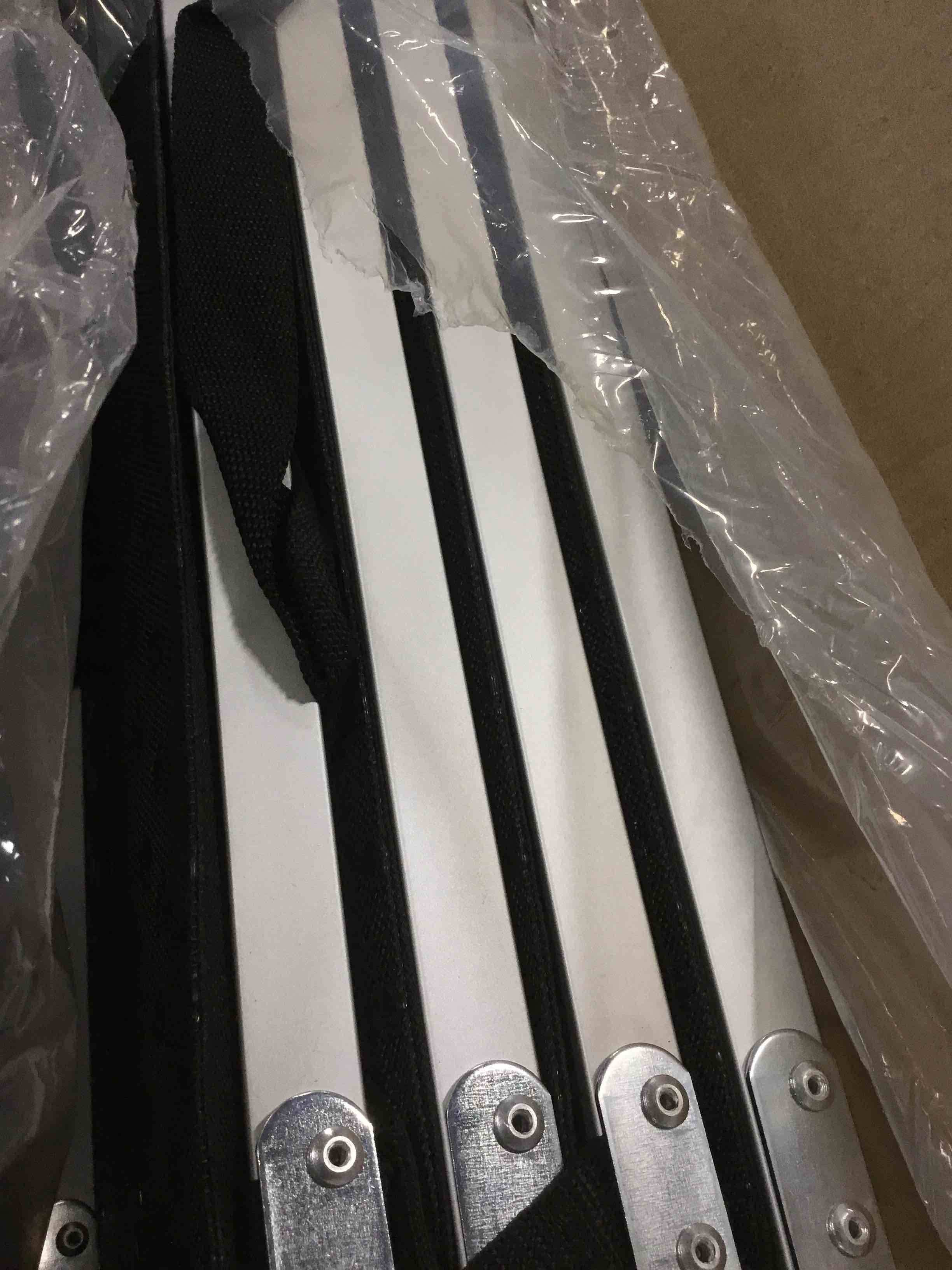 https://s3.amazonaws.com/lotting-images-prod/bidfta/BLU6016049_1708723226718.jpeg