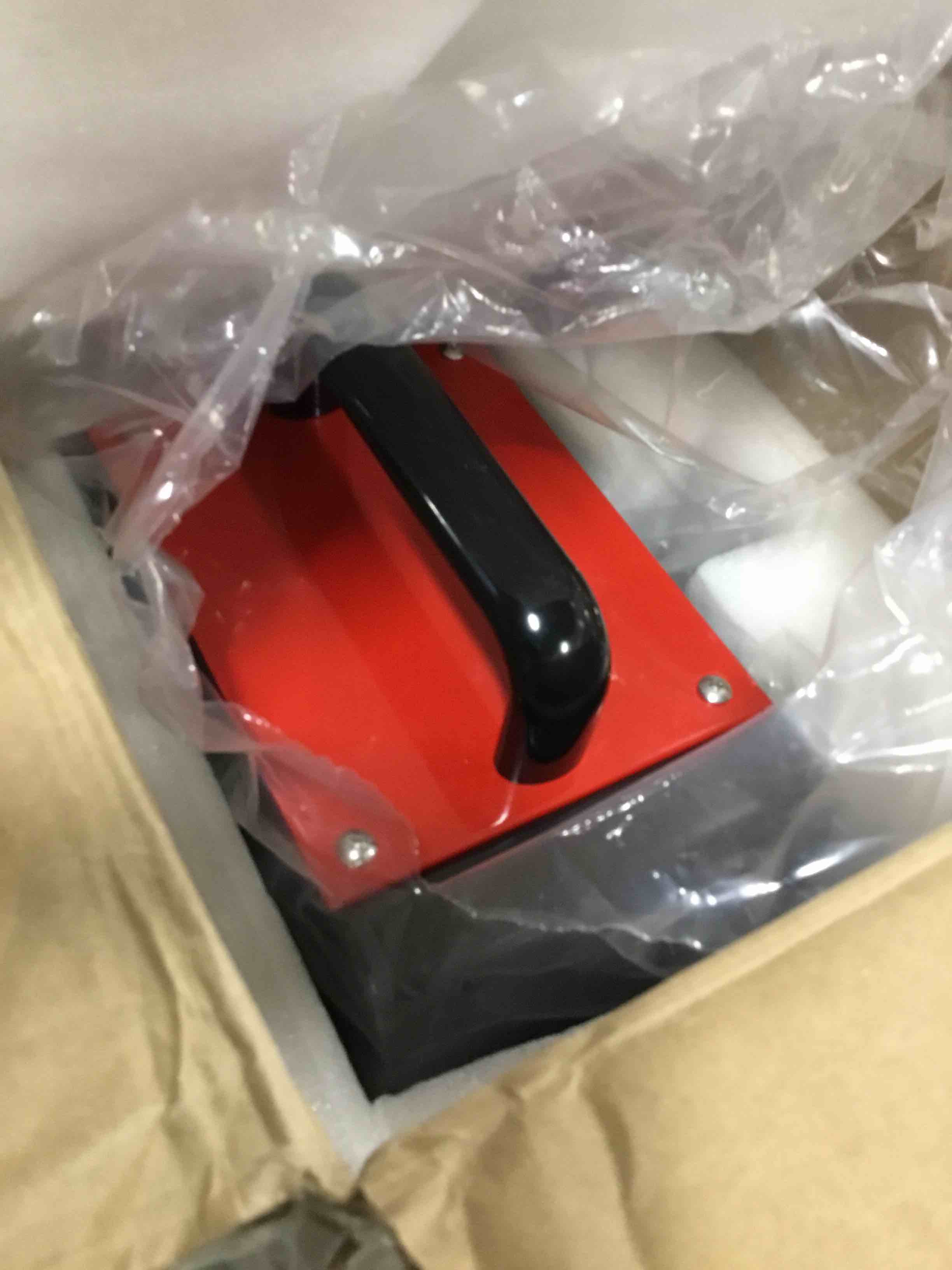 https://s3.amazonaws.com/lotting-images-prod/bidfta/BLU6016266_1708950759325.jpeg