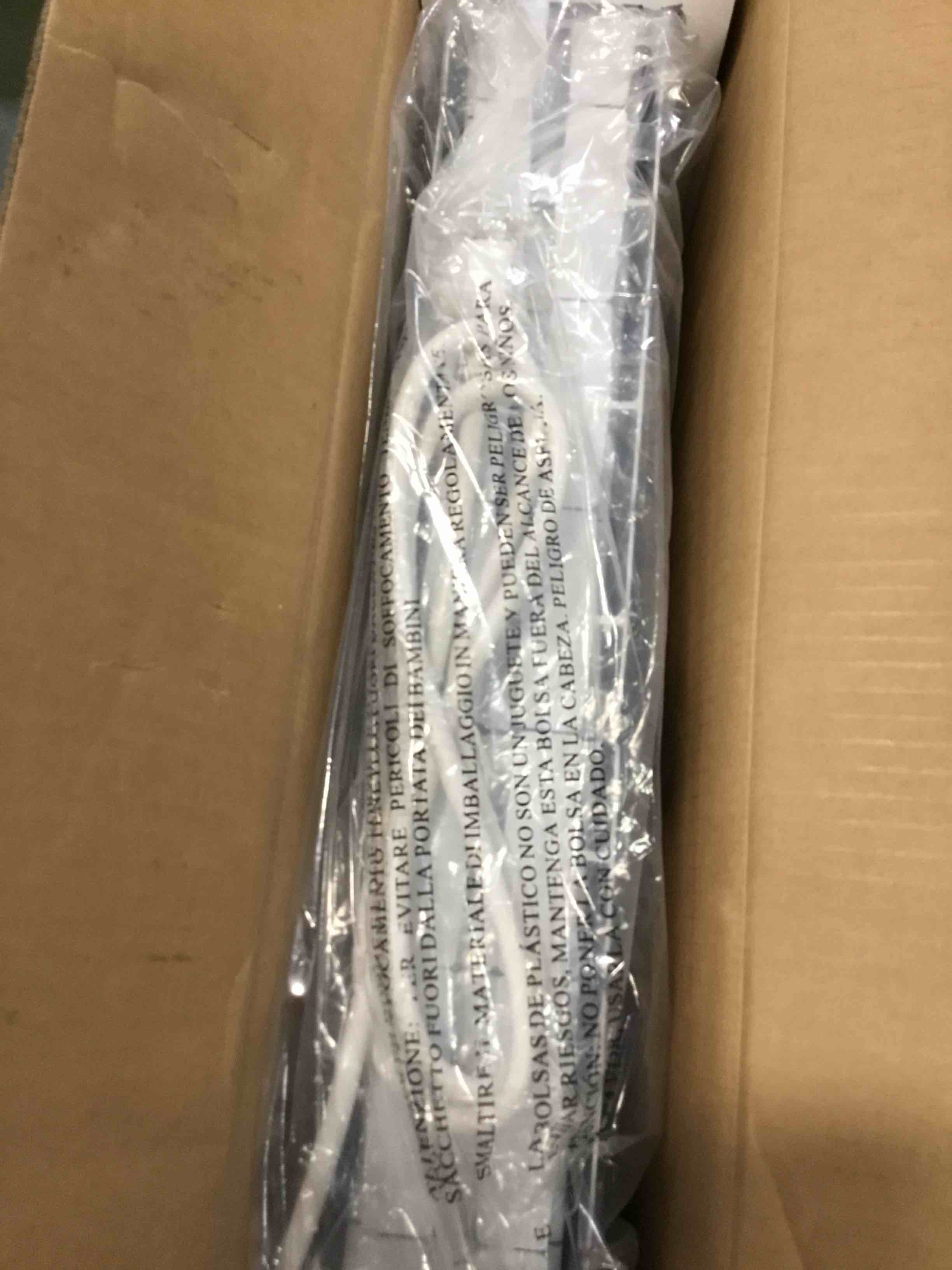 https://s3.amazonaws.com/lotting-images-prod/bidfta/BLU6016377_1708966233693.jpeg