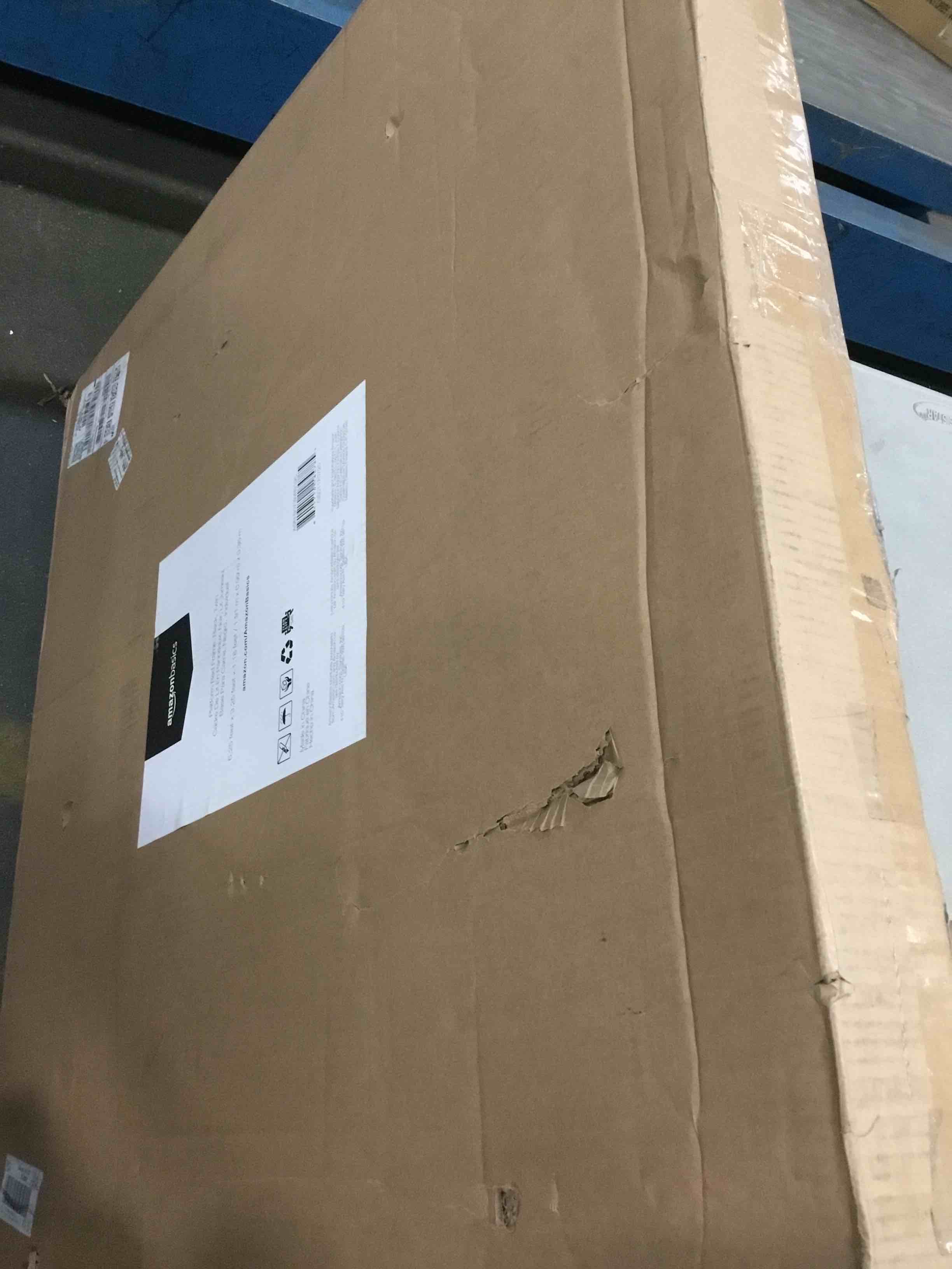https://s3.amazonaws.com/lotting-images-prod/bidfta/BLU6016810_1709135717356.jpeg