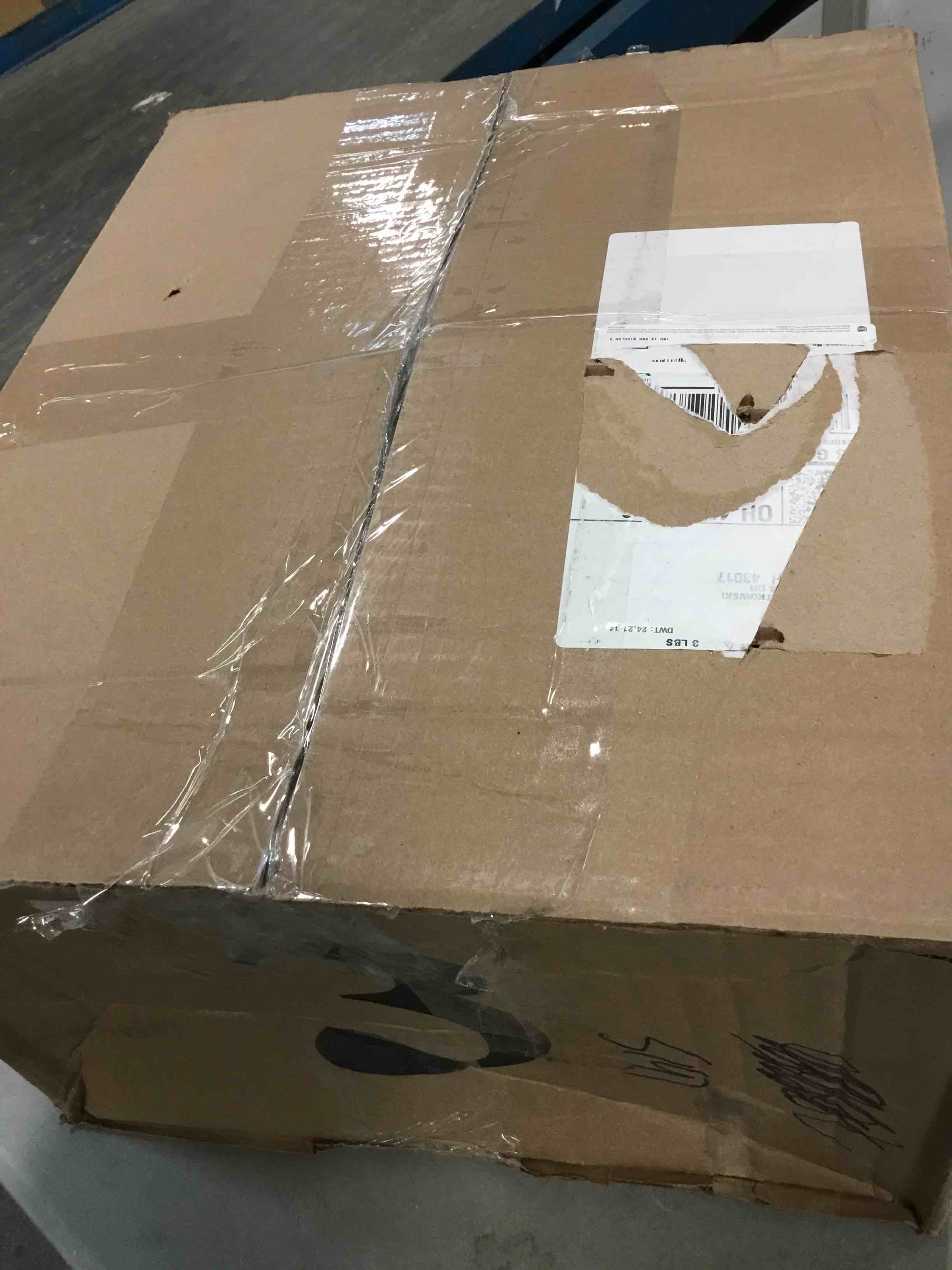https://s3.amazonaws.com/lotting-images-prod/bidfta/BLU6016872_1709145110441.jpeg
