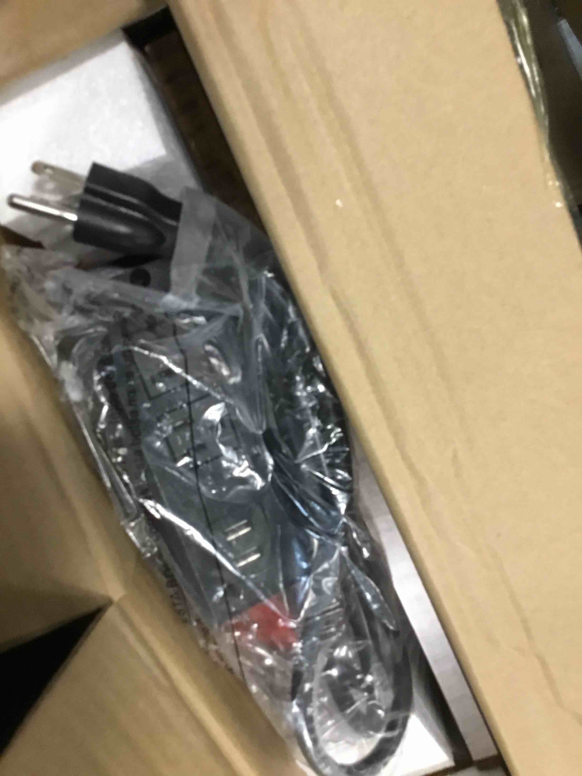 https://s3.amazonaws.com/lotting-images-prod/bidfta/BLU6016900_1709148878492.jpeg