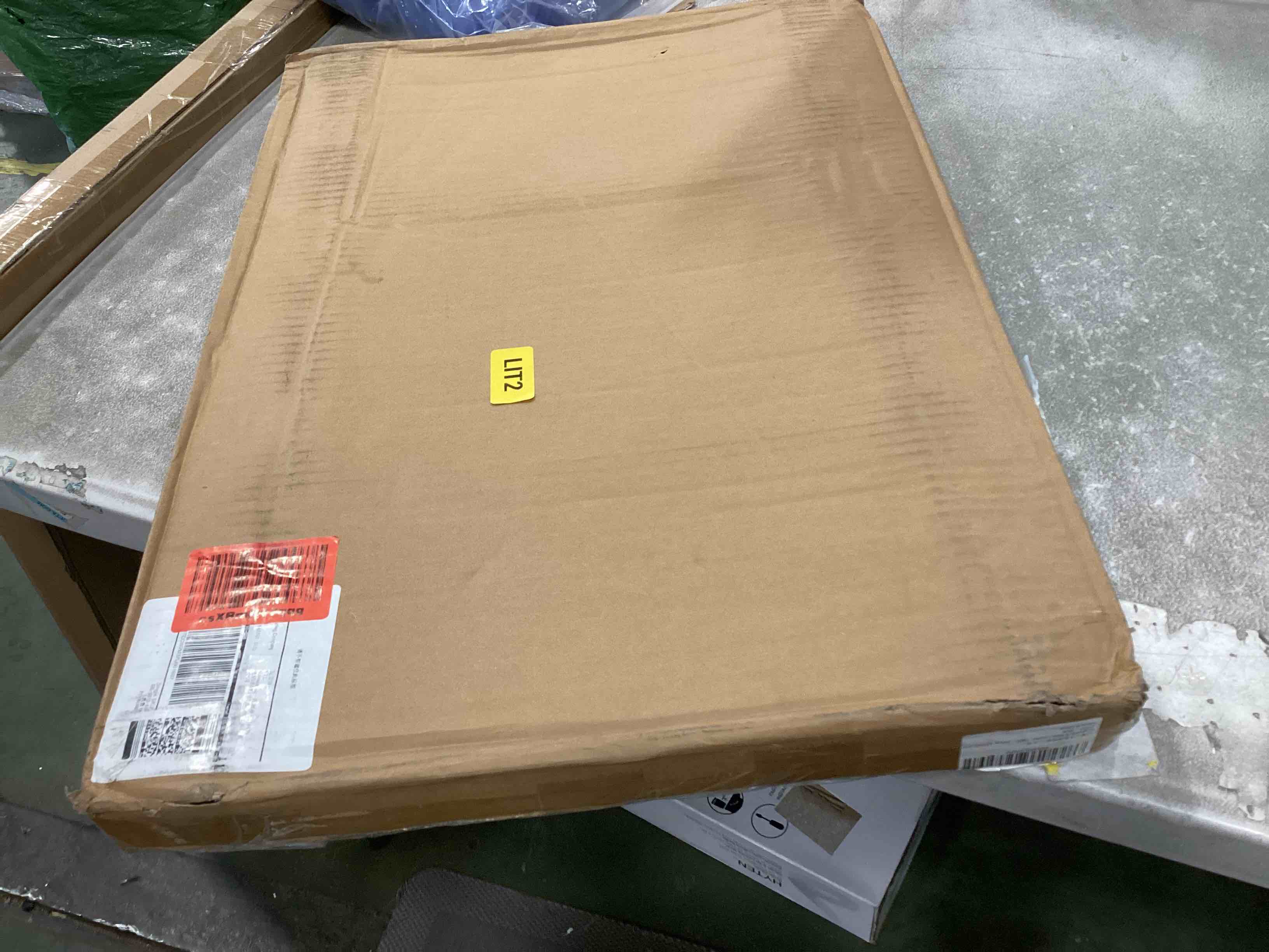 https://s3.amazonaws.com/lotting-images-prod/bidfta/BLU6017096_1708438646792.jpeg