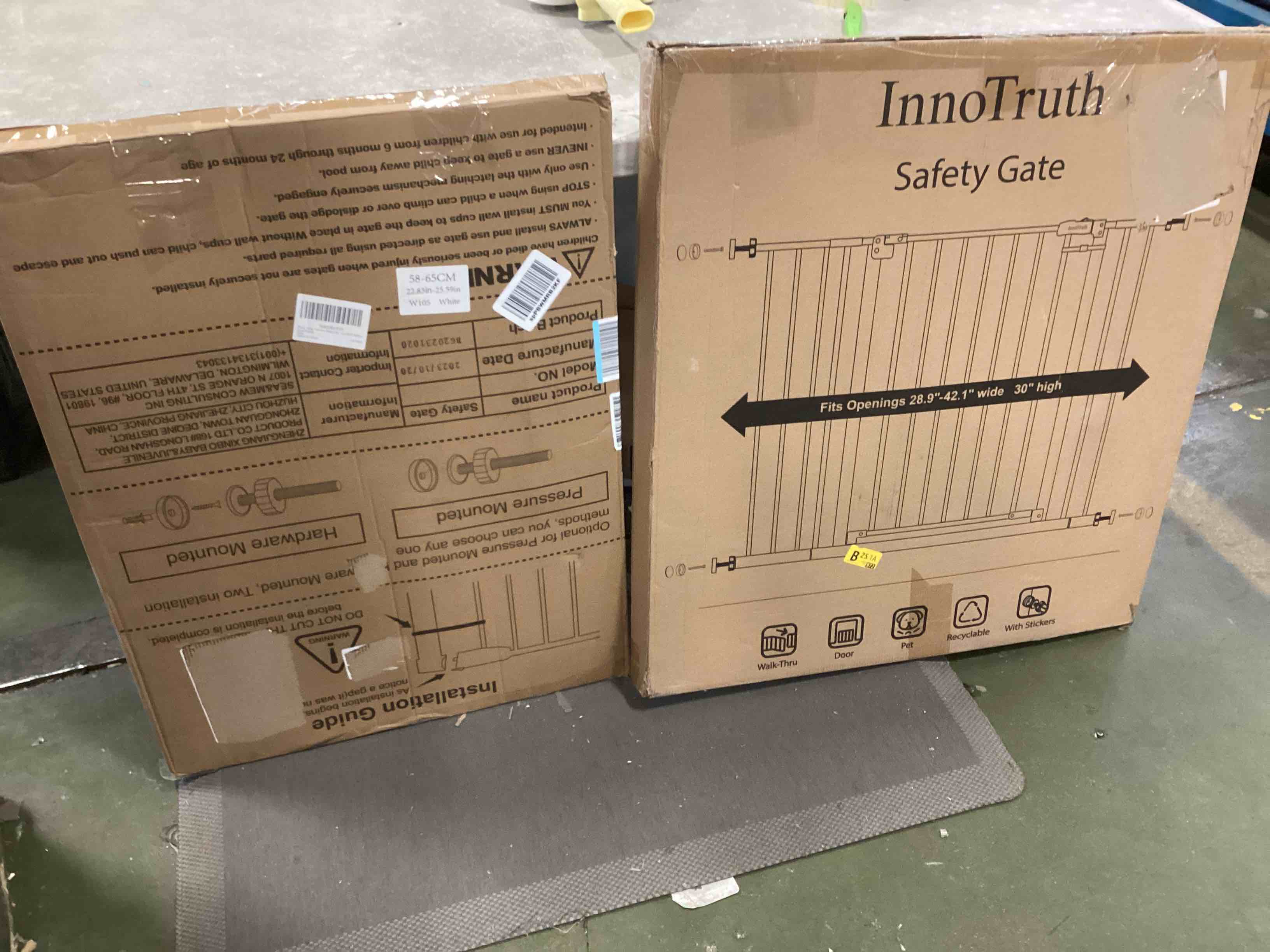 Assorted Baby gate ( Brand, sizes & color vary )