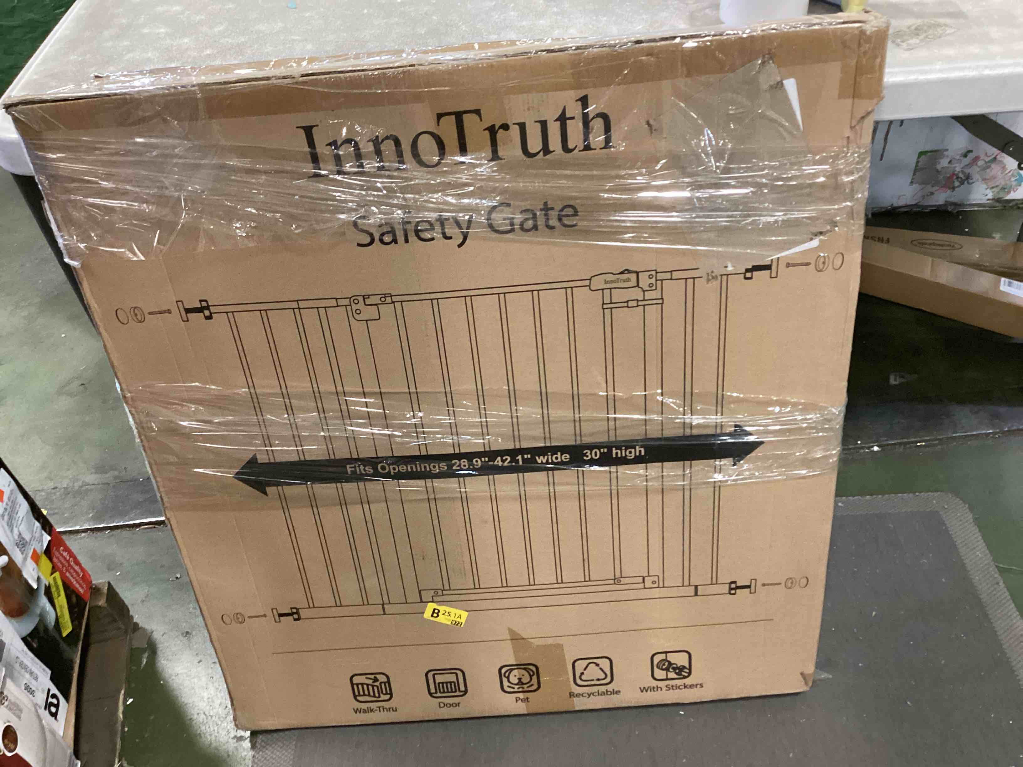 https://s3.amazonaws.com/lotting-images-prod/bidfta/BLU6017140_1708444551600.jpeg