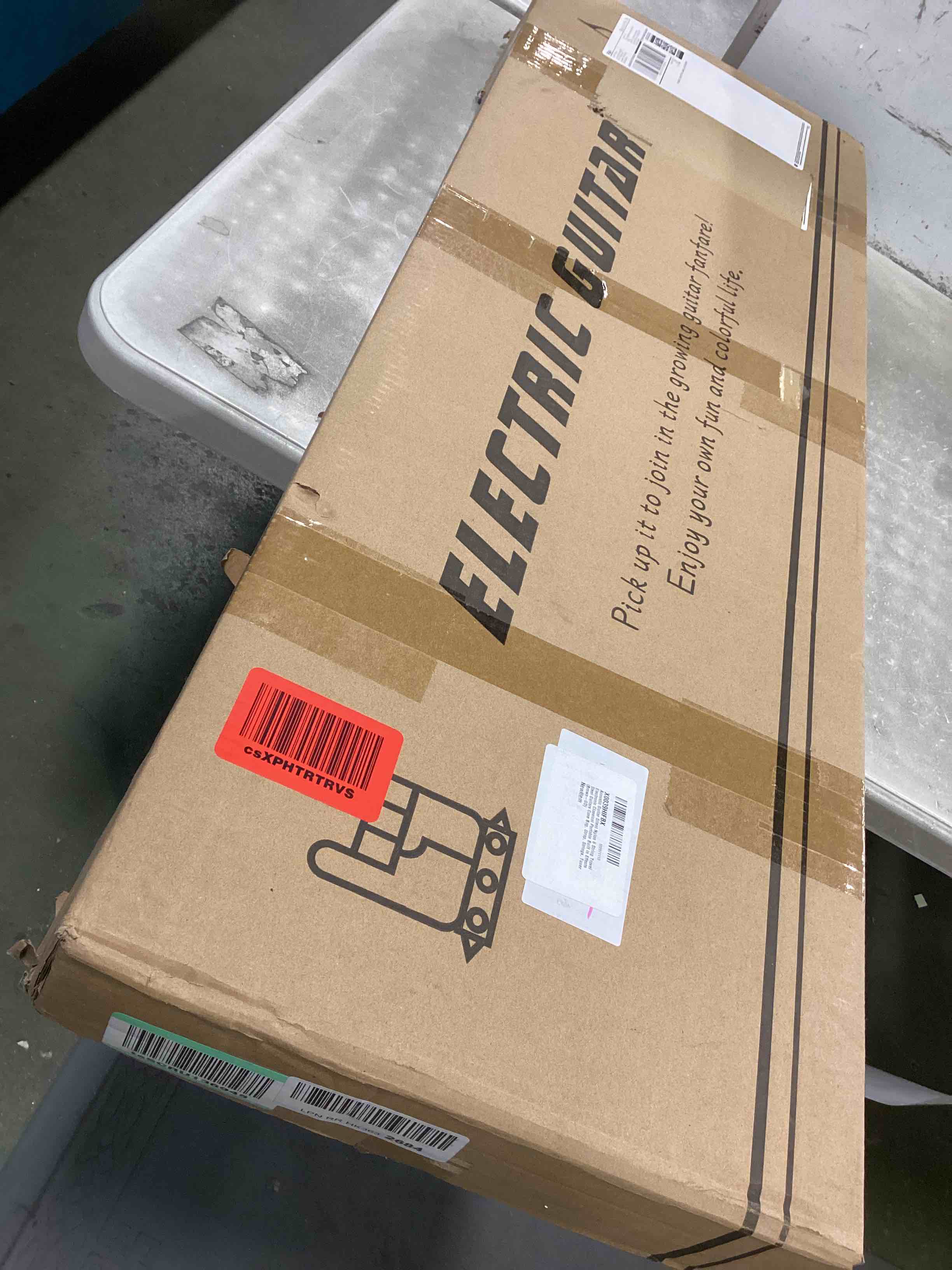https://s3.amazonaws.com/lotting-images-prod/bidfta/BLU6017858_1708791848036.jpeg