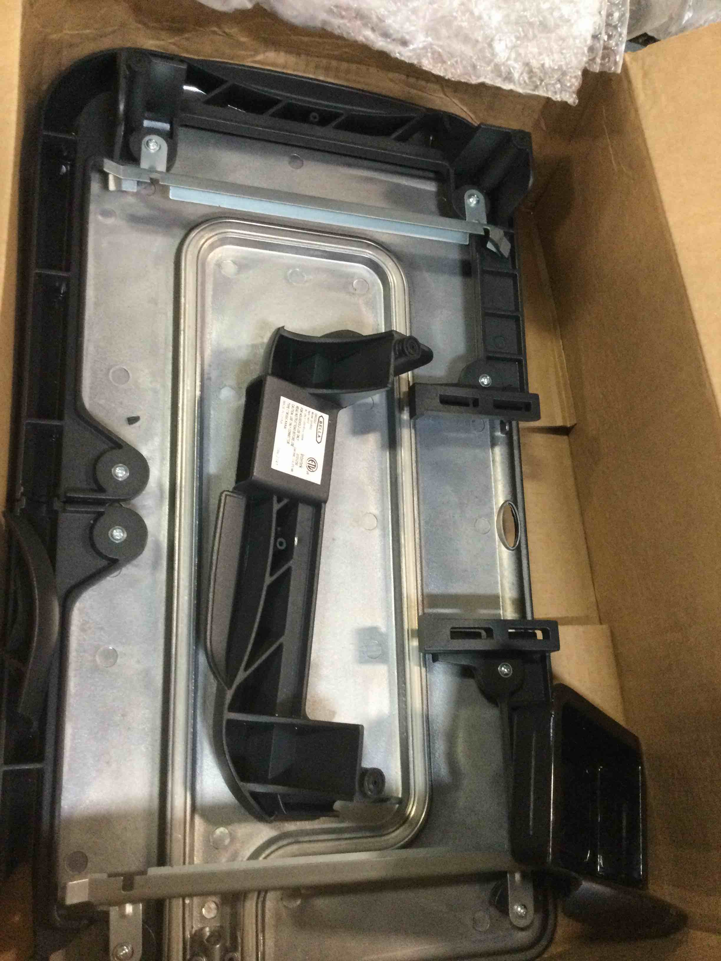 https://s3.amazonaws.com/lotting-images-prod/bidfta/BLU6018863_1709134356178.jpeg