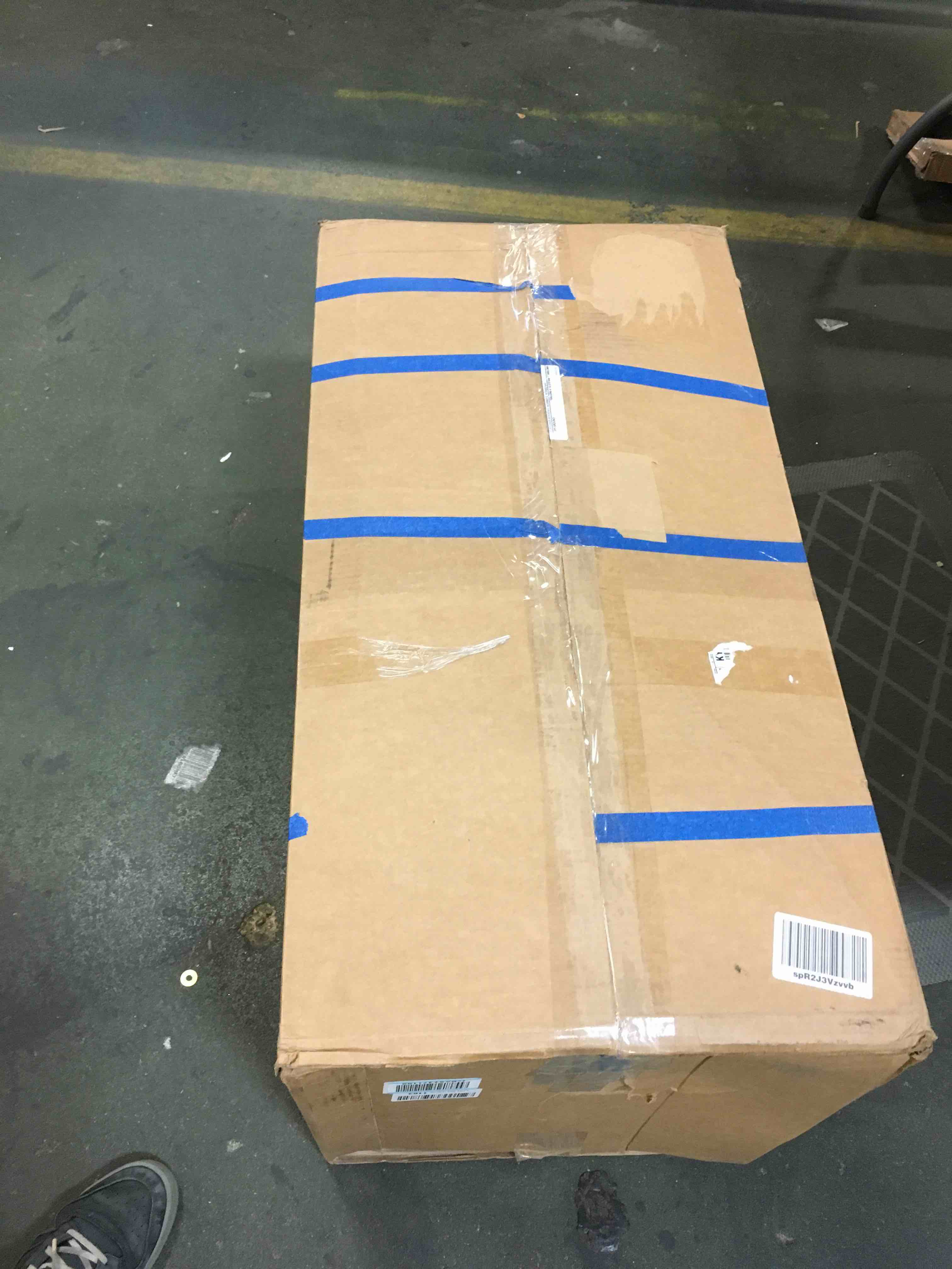 https://s3.amazonaws.com/lotting-images-prod/bidfta/BLU6018989_1709154298372.jpeg